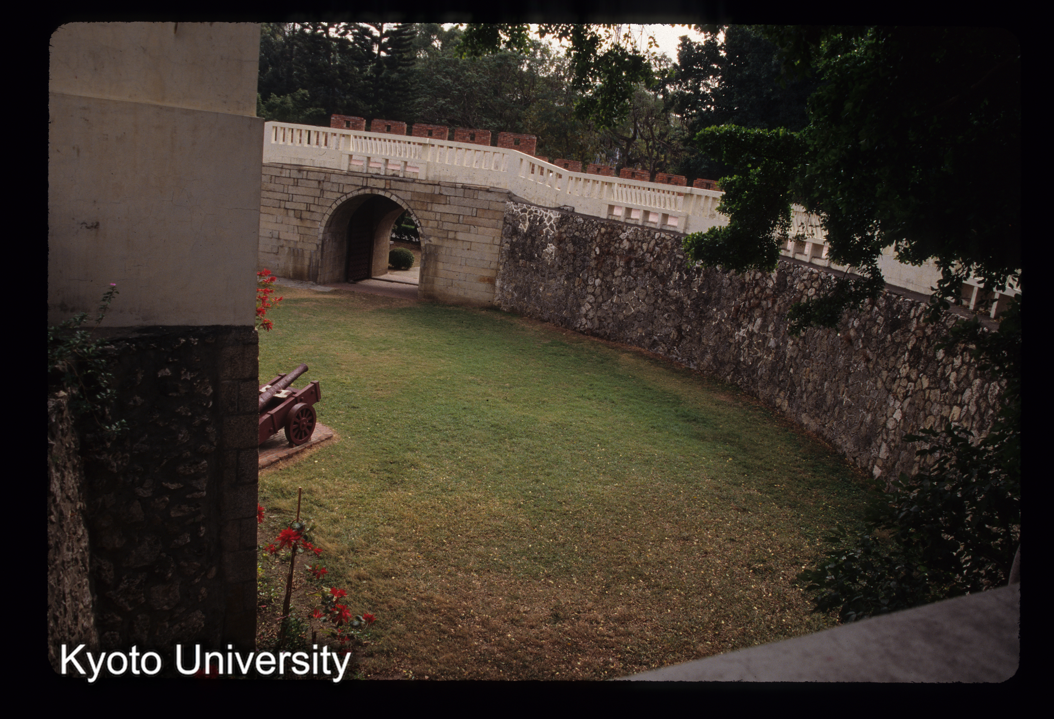 ［スライド］ (1)