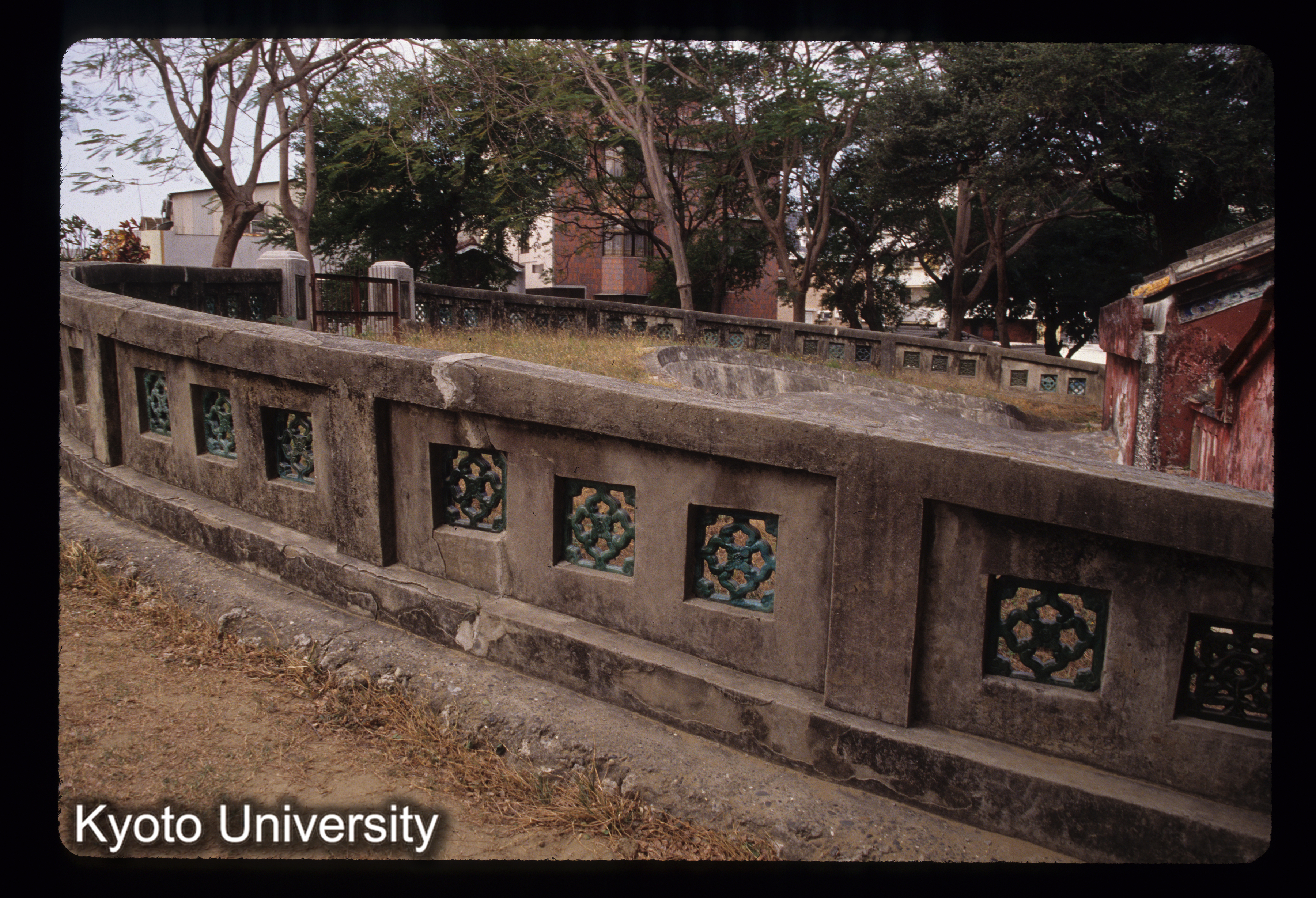 ［スライド］ (1)