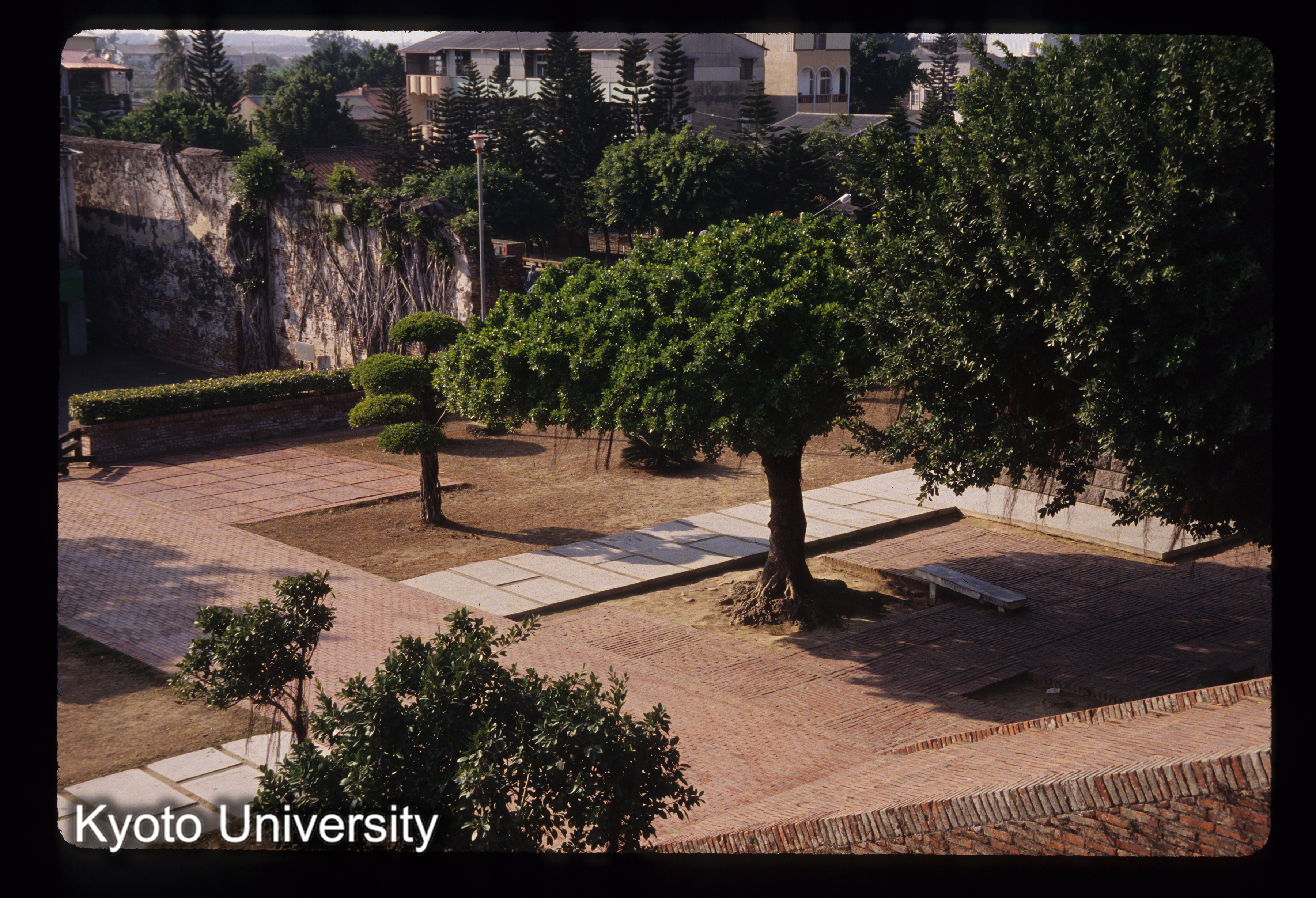 ［スライド］ (1)