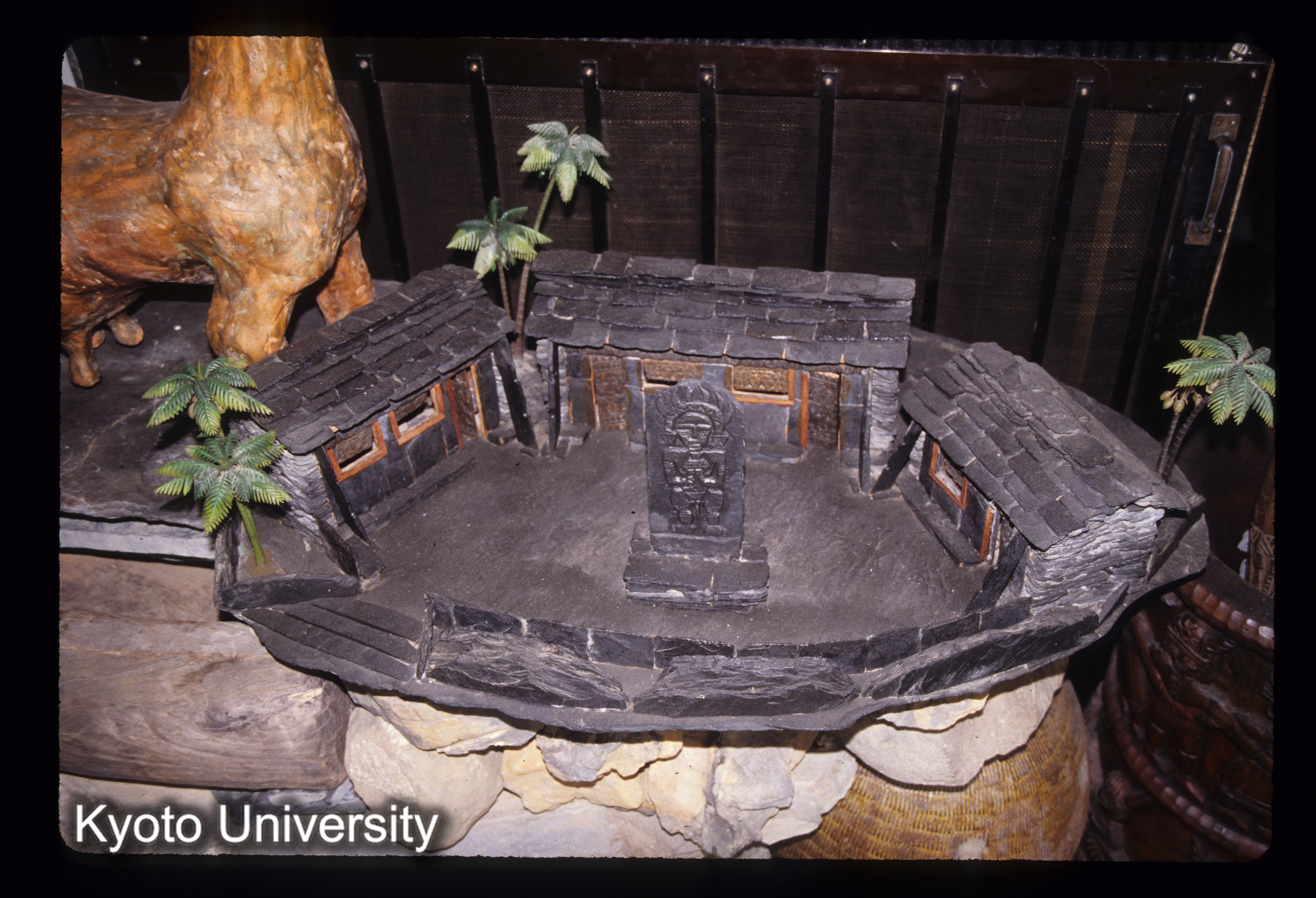 ［スライド］ (1)