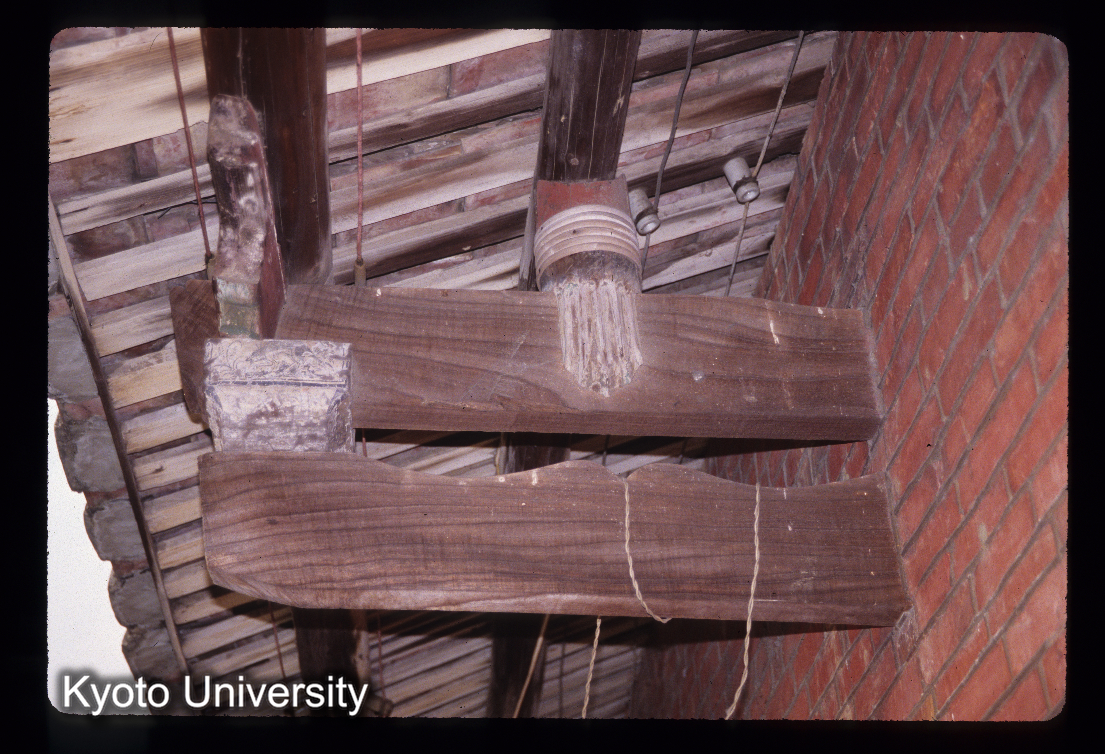 ［スライド］ (1)