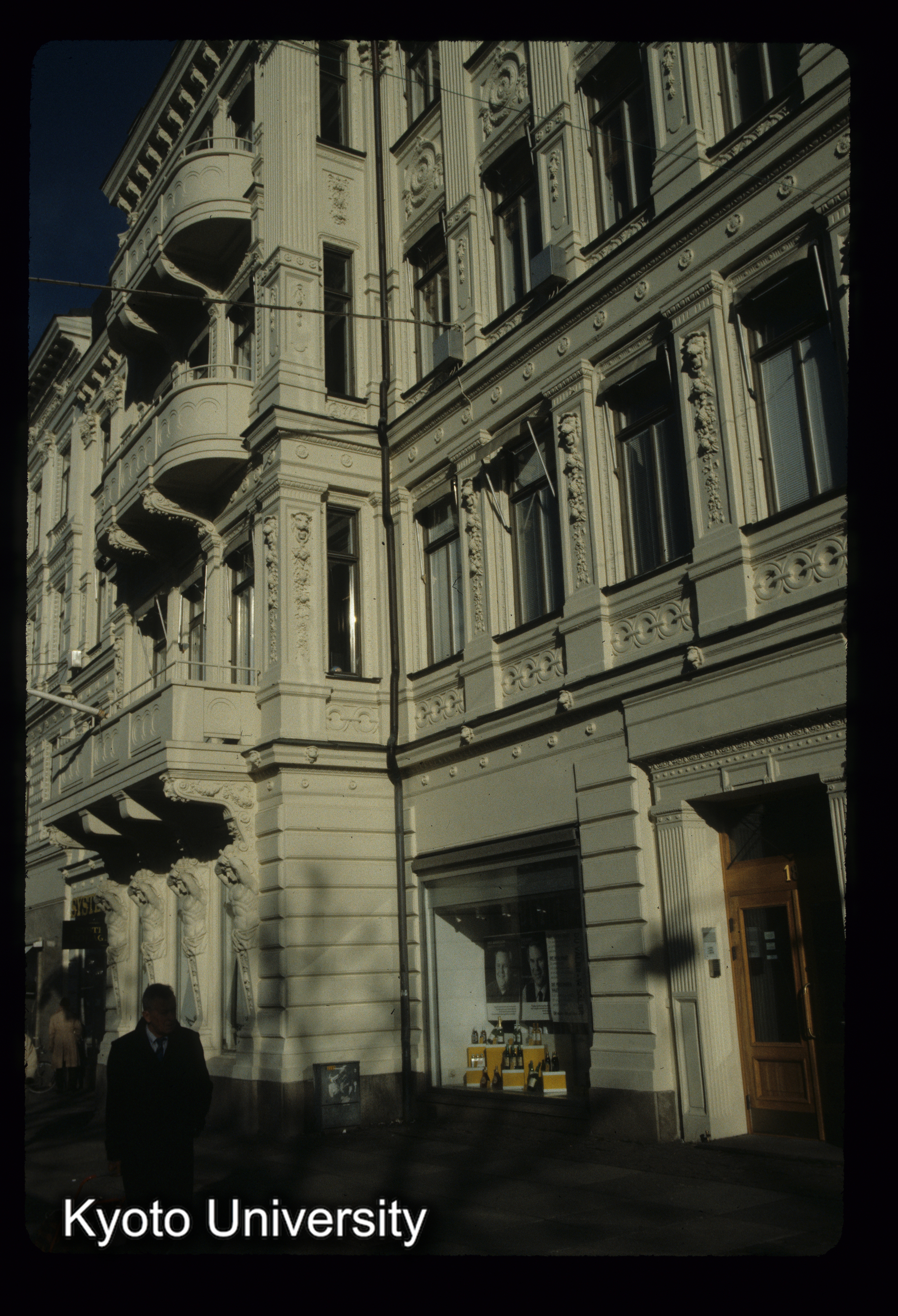 ［スライド］ (1)