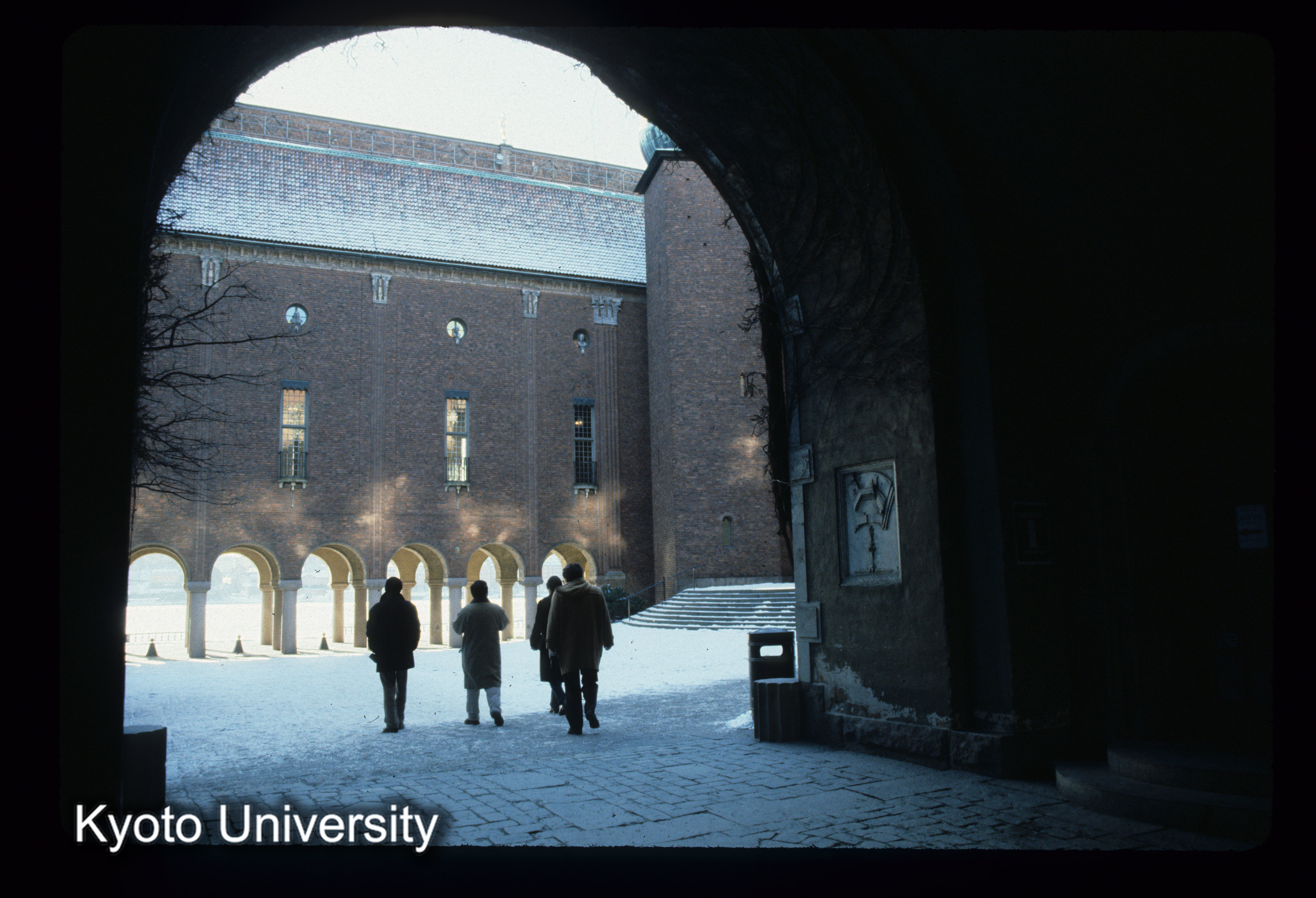 ［スライド］ (1)