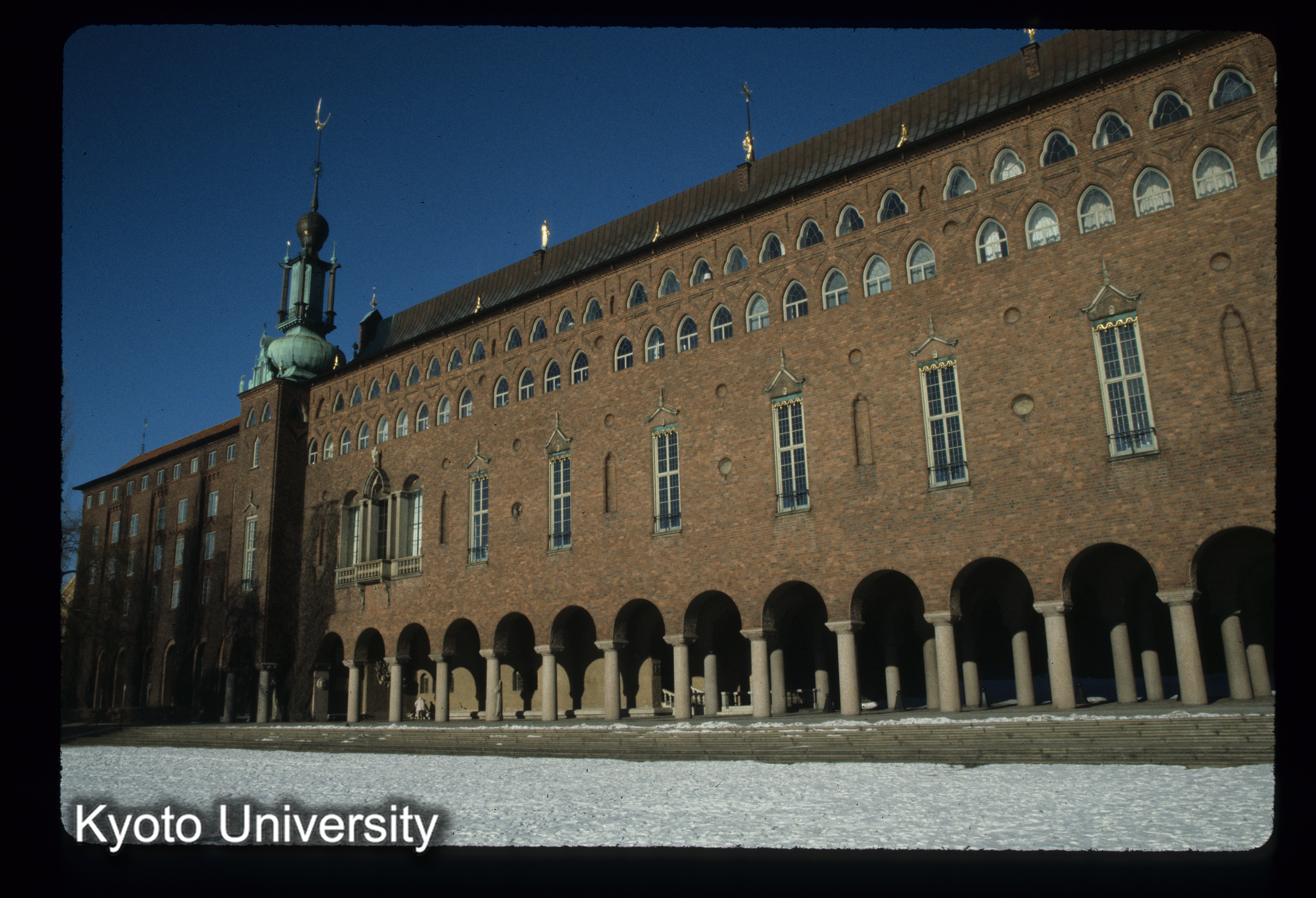 ［スライド］ (1)