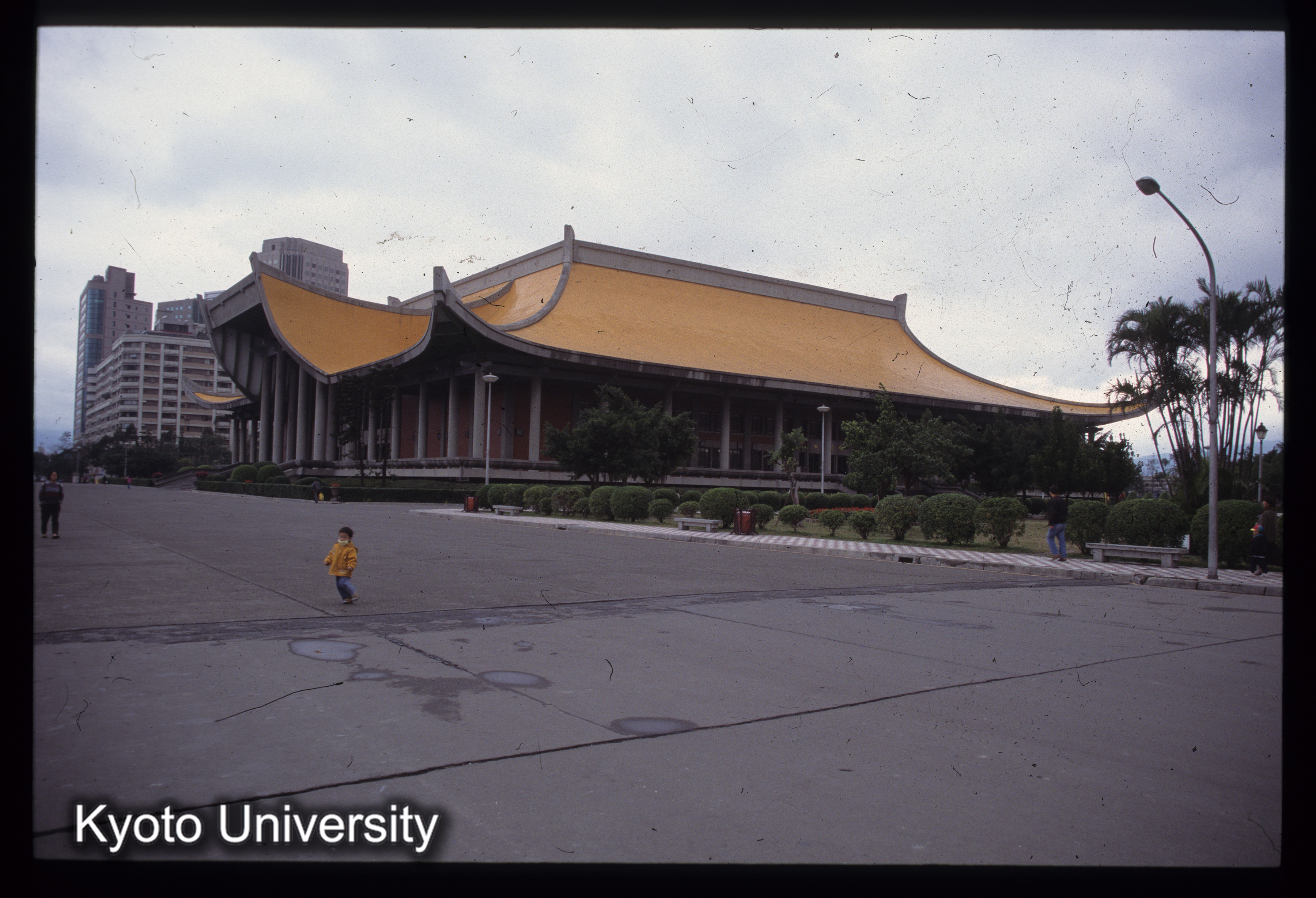 ［スライド］ (1)