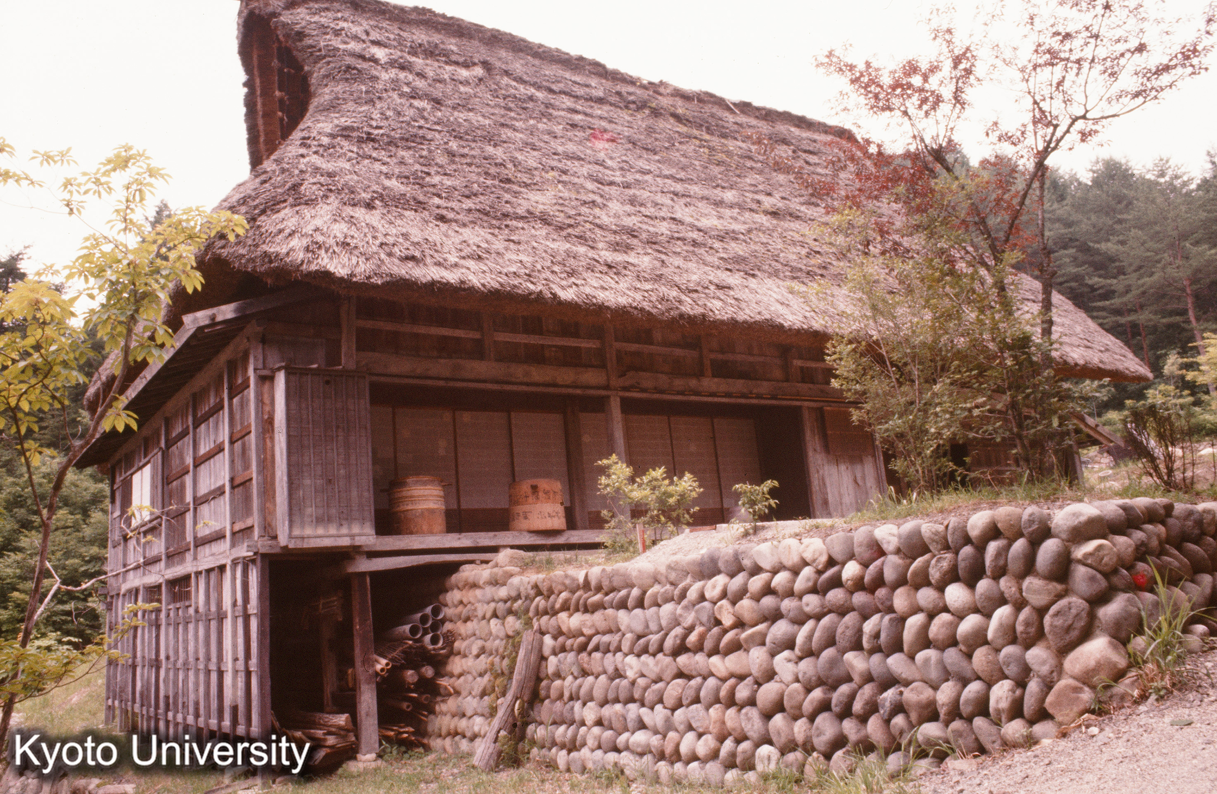 ［スライド］ (1)