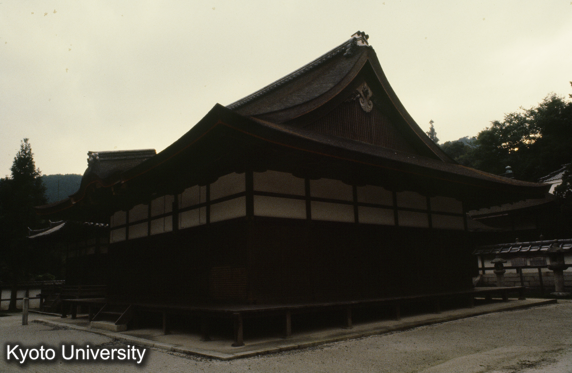 ［スライド］ (1)