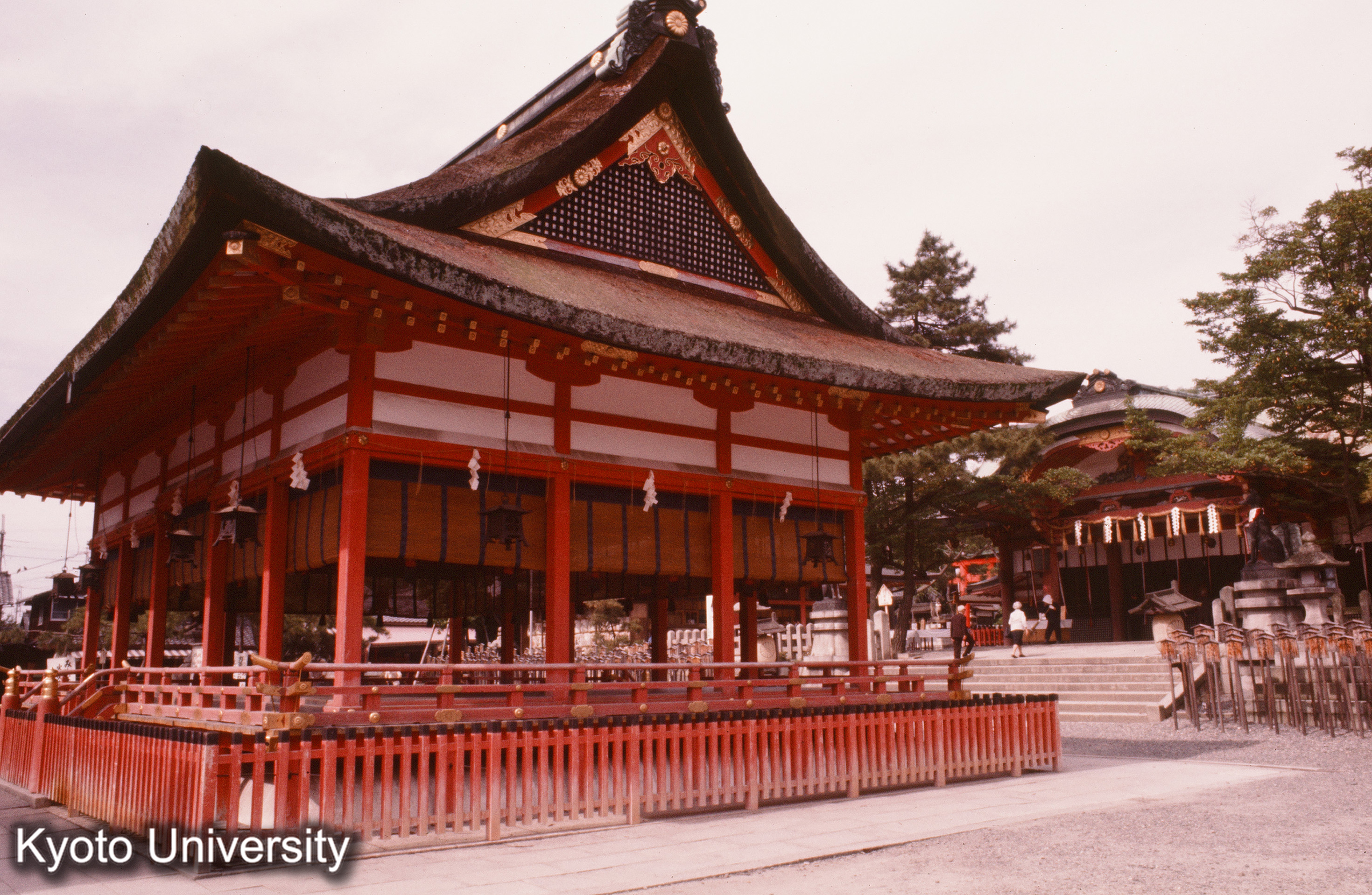 伏見稲荷大社 (1)