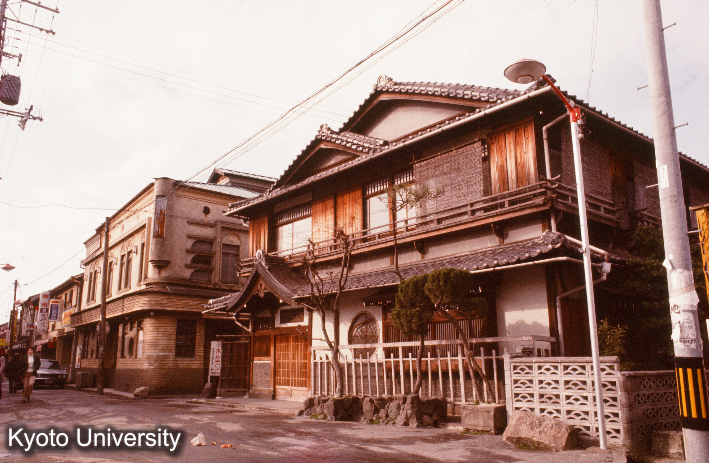 ［スライド］ (1)