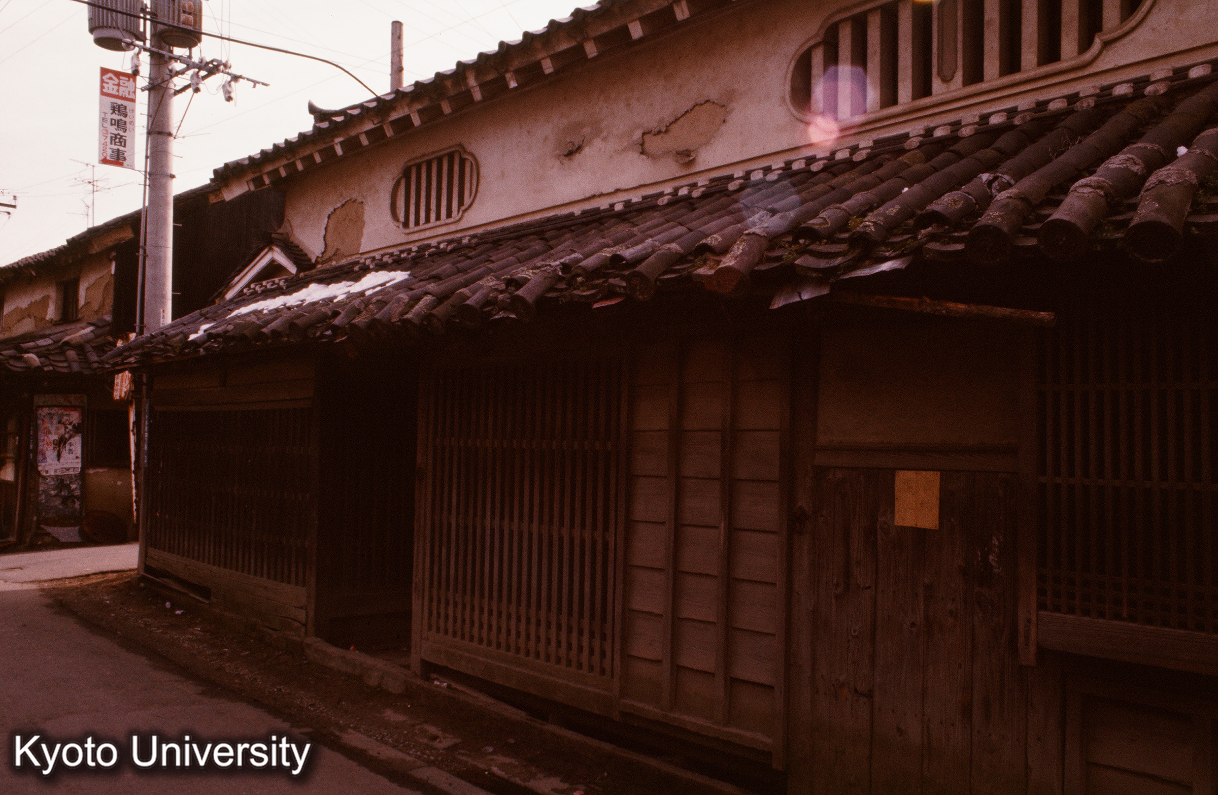 壺八 正面（今井町） (1)