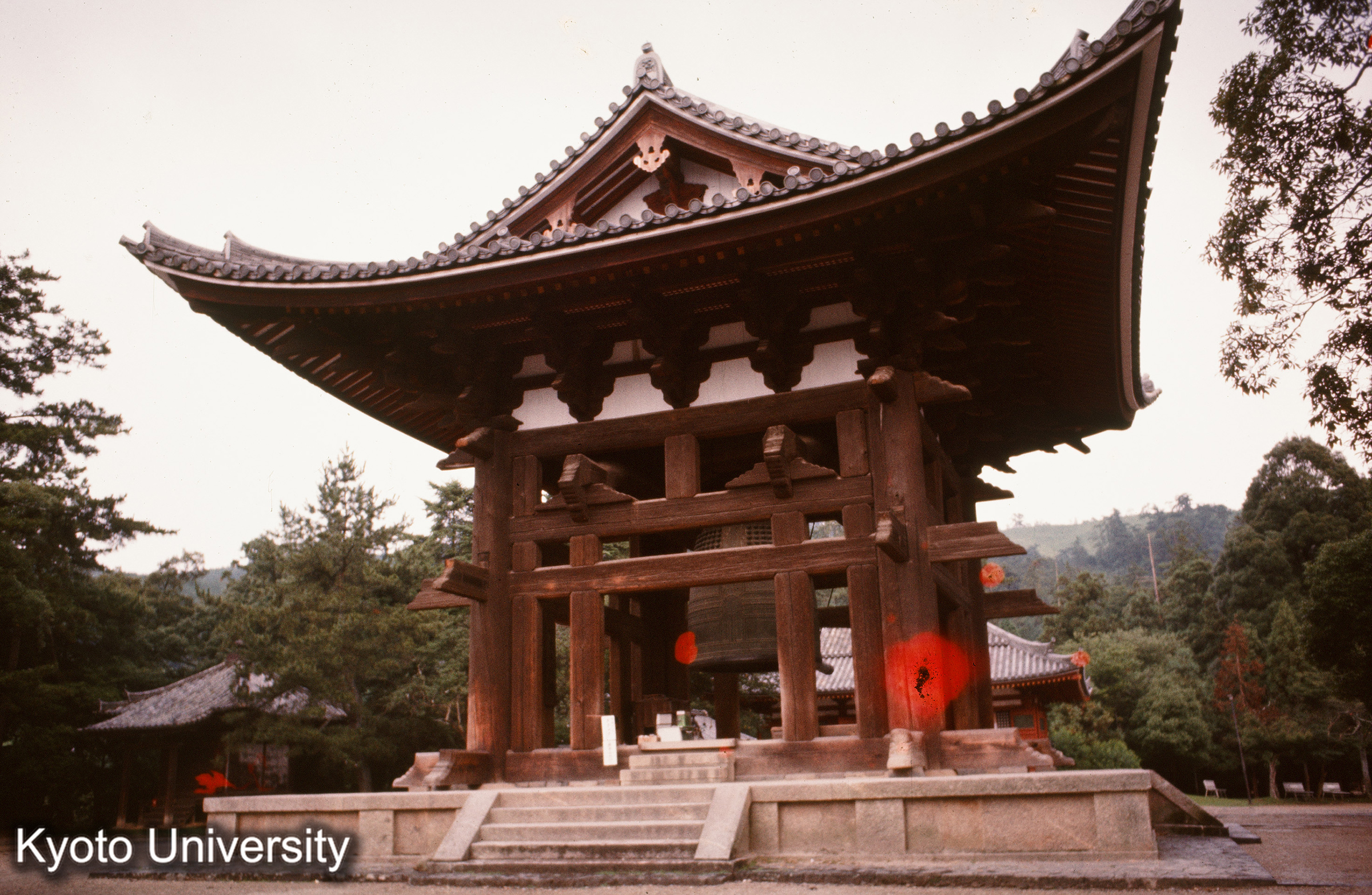 東大寺鐘楼 全景_〇 (1)