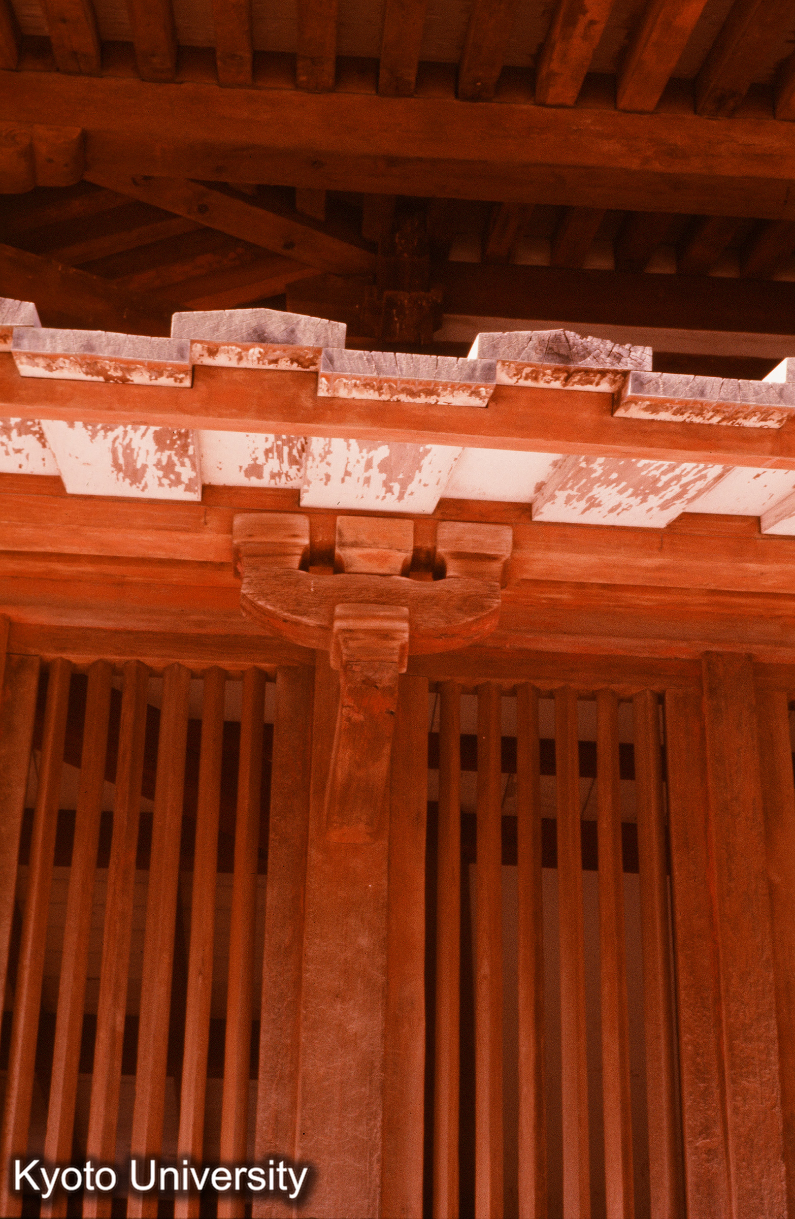 法隆寺 金堂 軒正面 (1)