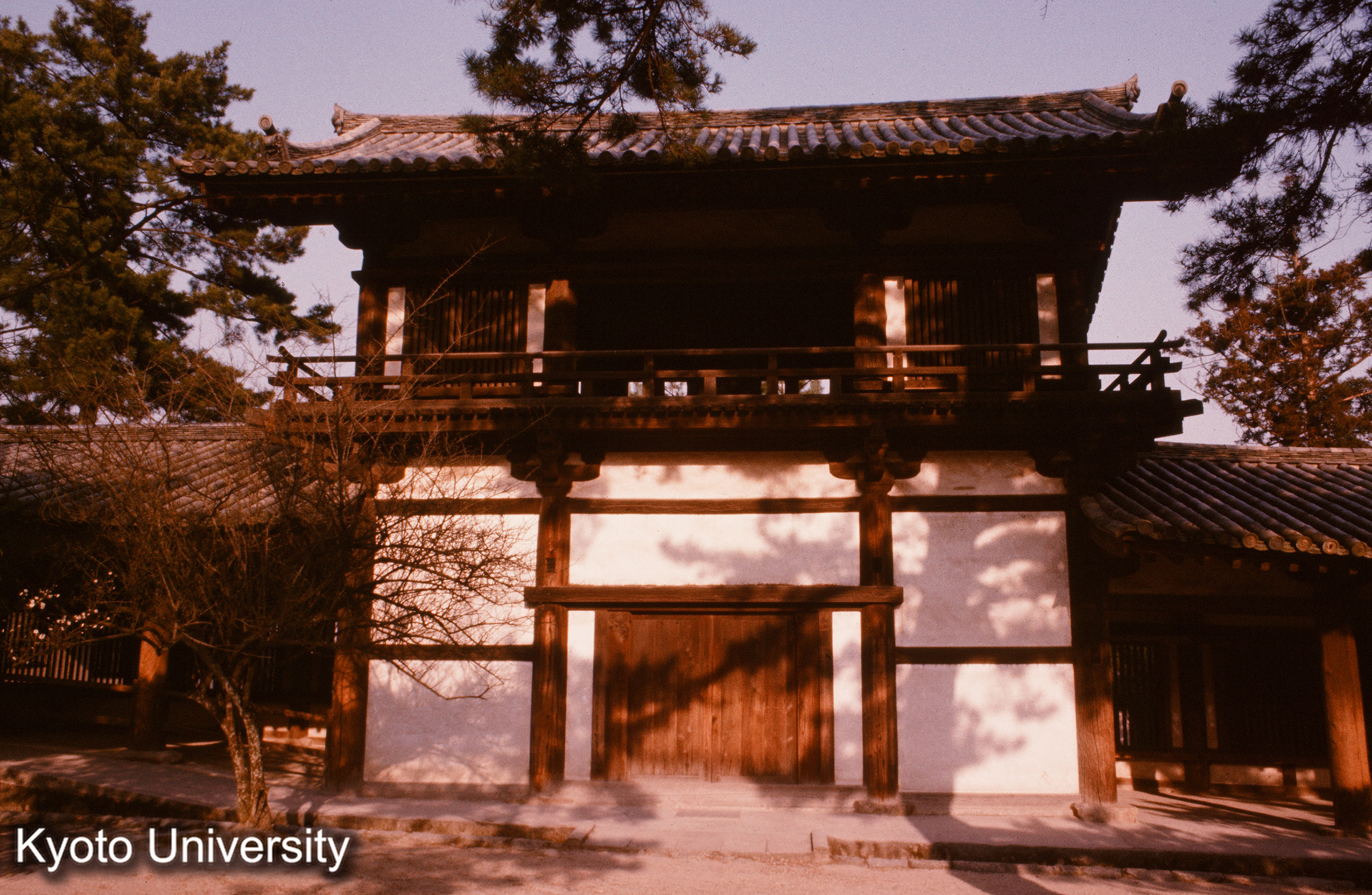 法隆寺 鐘楼 (1)