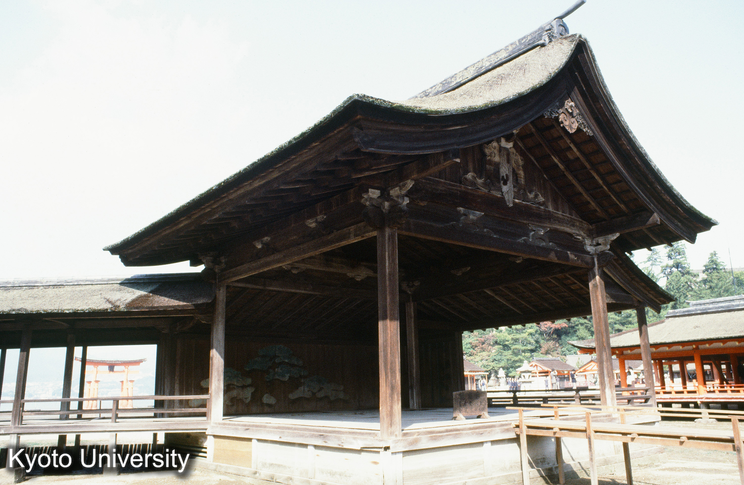 厳島神社摂社客社廻廊 (1)