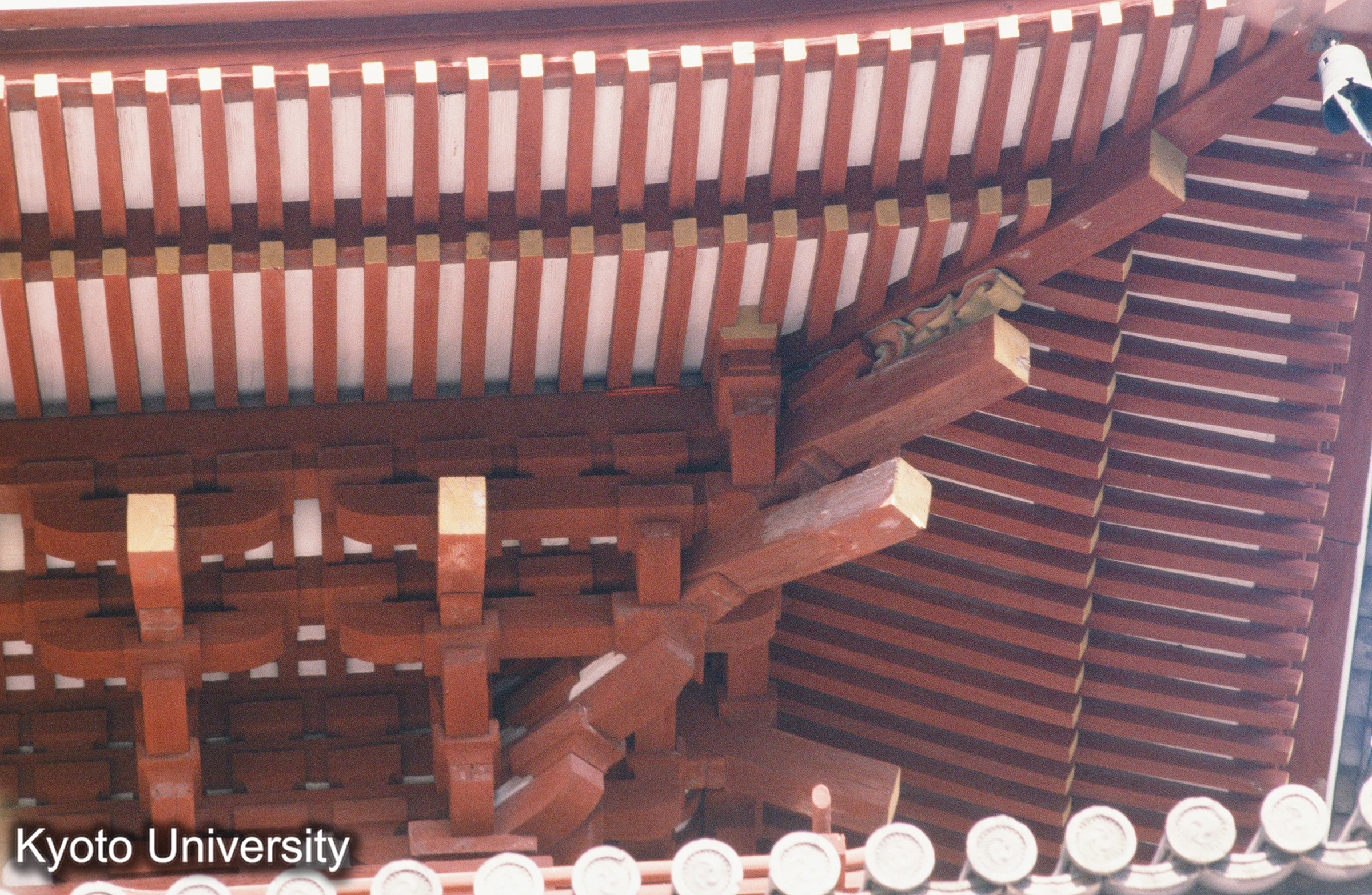 西国寺三重塔 (1)