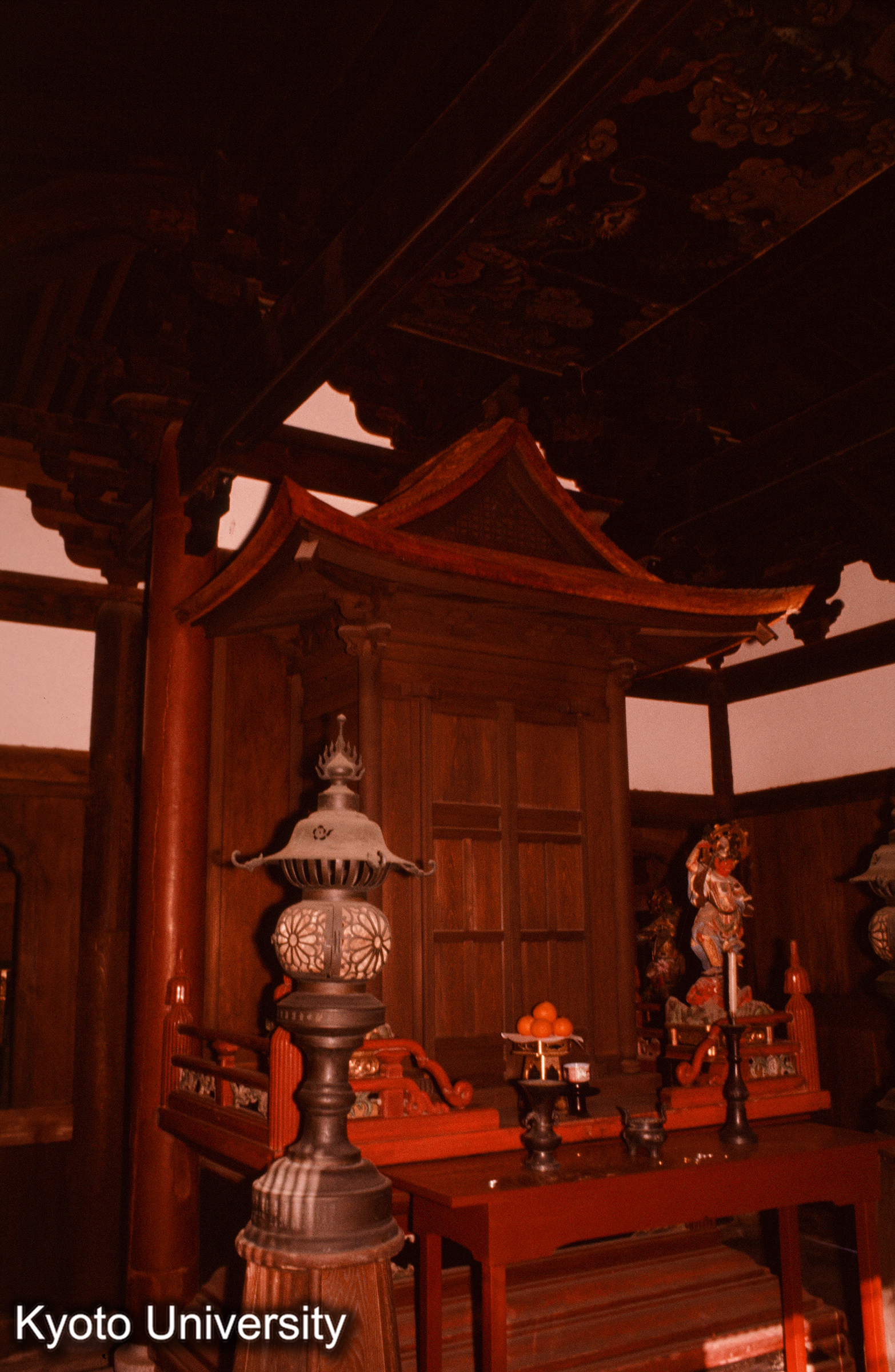 常徳寺円通殿 厨子 (1)