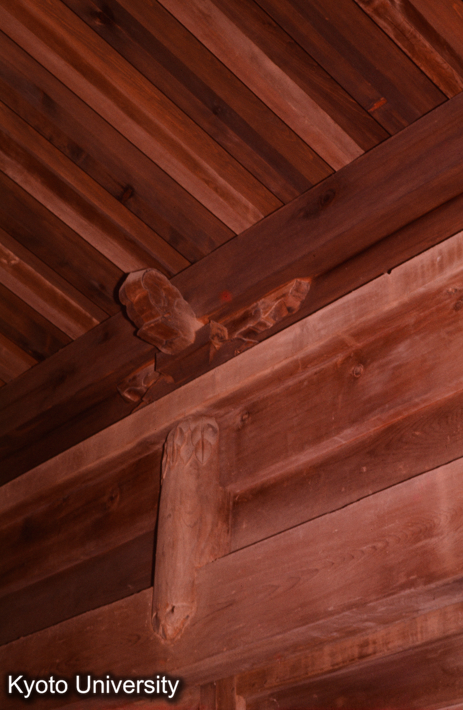 丈六寺観音堂 背面側通り太瓶 (1)