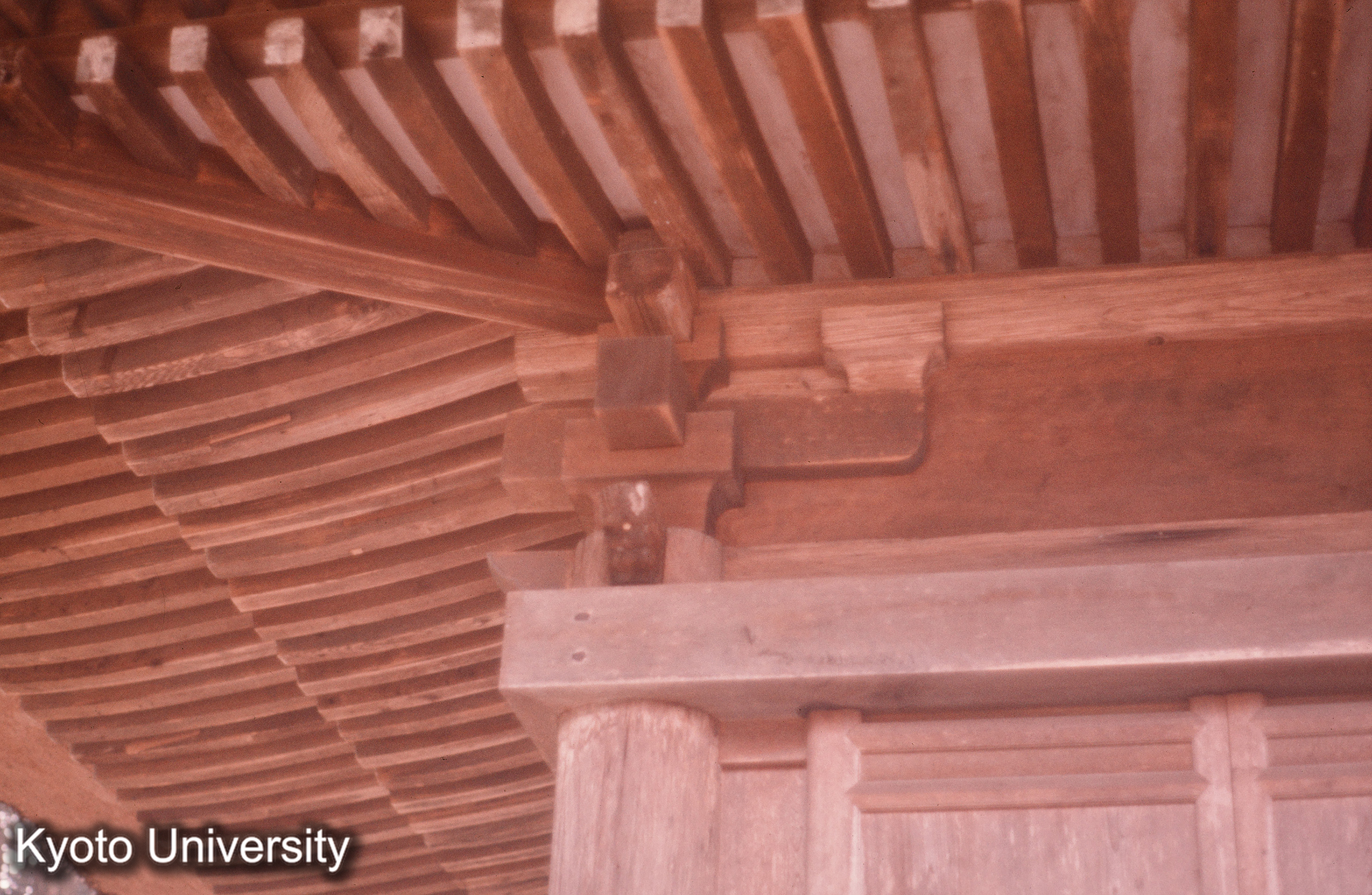 城泉寺阿弥陀堂 隅斗栱 (1)