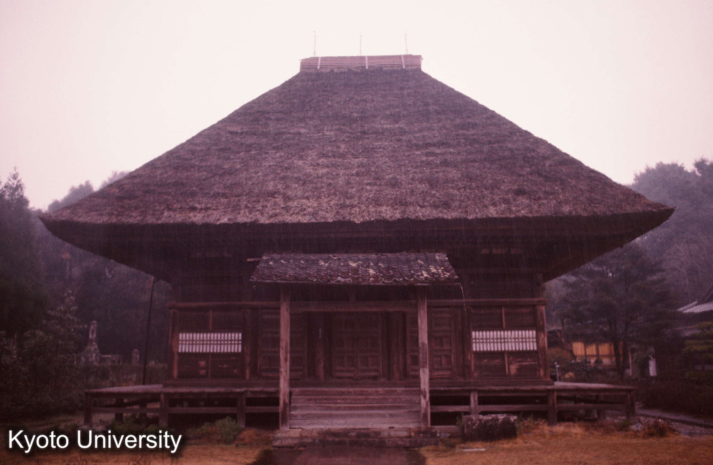 青蓮寺阿弥陀堂 正面 (1)