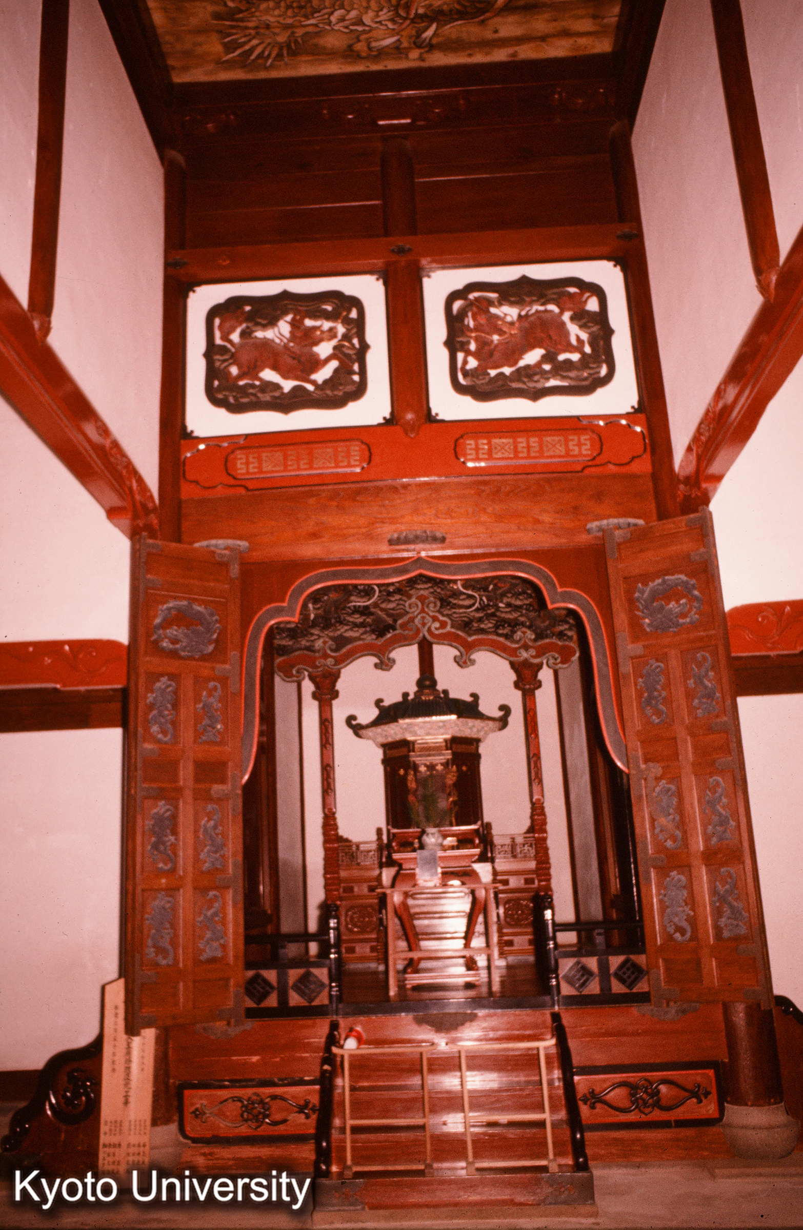 多久聖廟 内部 正面より_〇 (1)