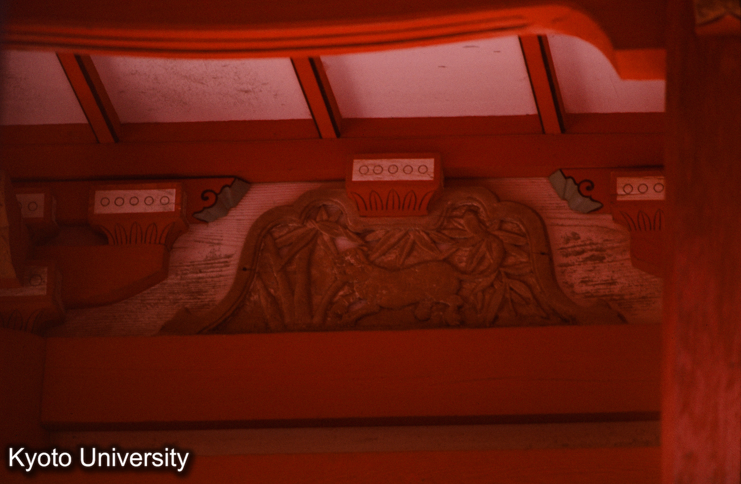 大口八幡神社本殿 身舎正面 蟇股 (1)