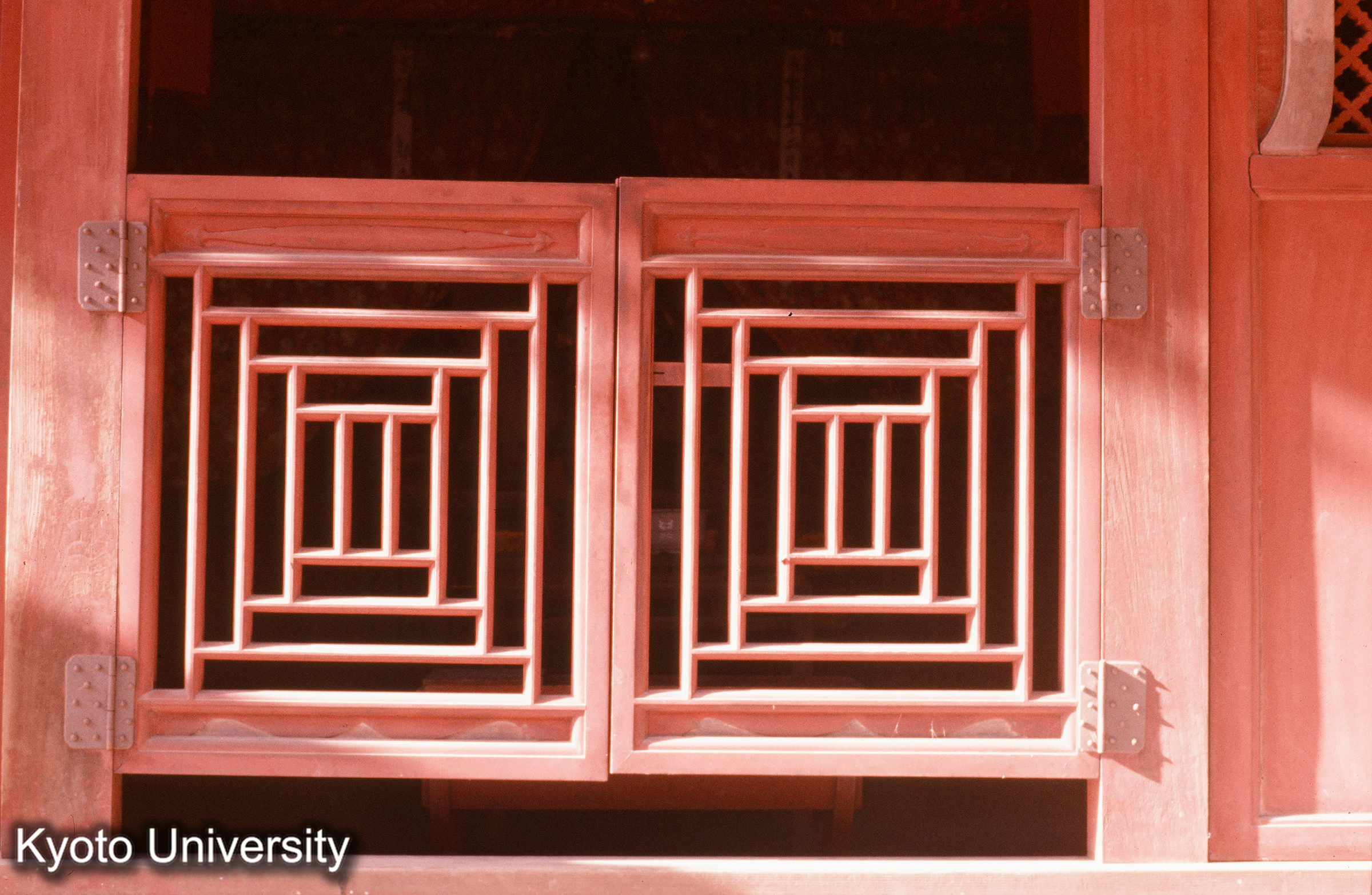 崇福寺護法堂 卍字回紋 腰屏風_〇 (1)