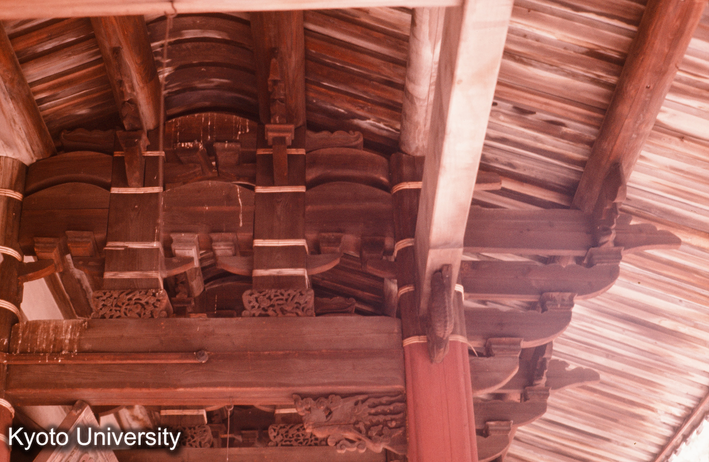 崇福寺護法堂 前面走廊 巻棚・挿栱 (1)