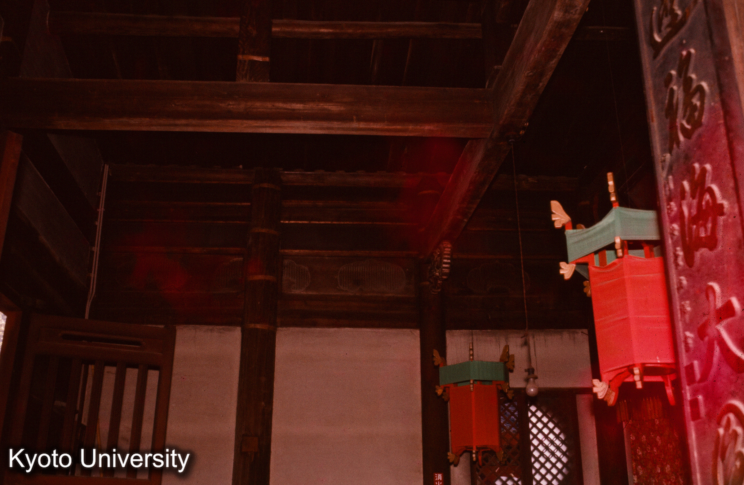 崇福寺護法堂 内部構架 (1)