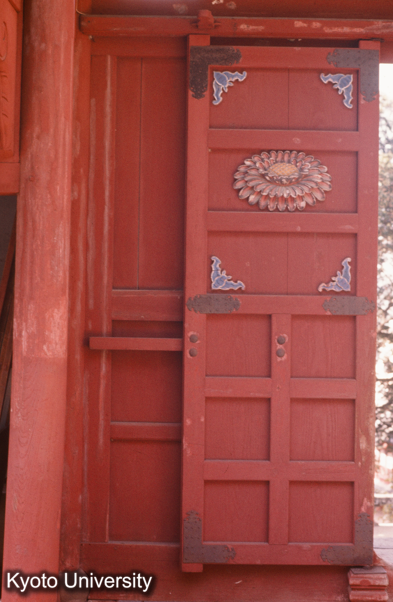 崇福寺第一峰門 桟唐戸 (1)