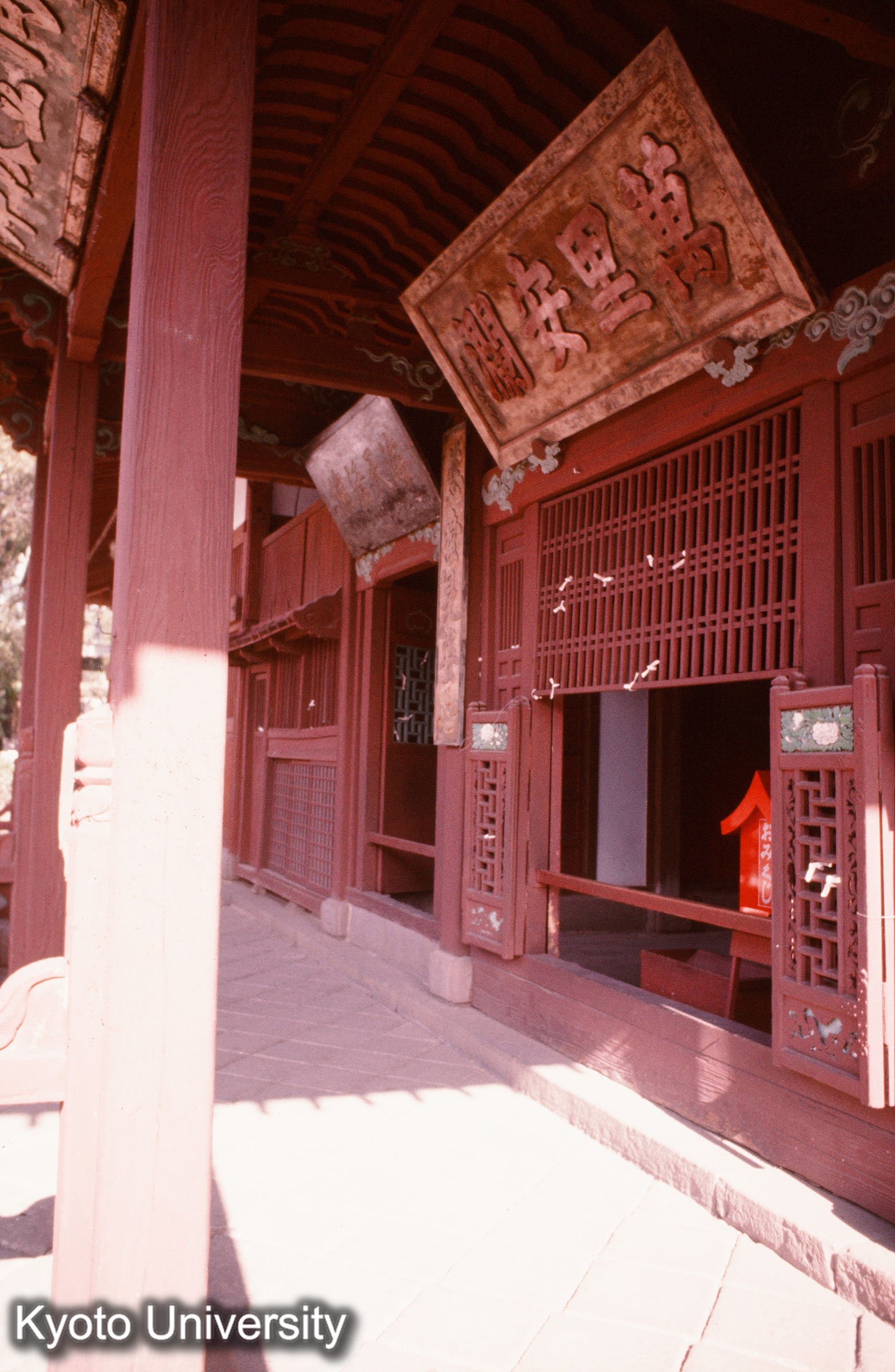 崇福寺媽姐堂 前面走廊 (1)