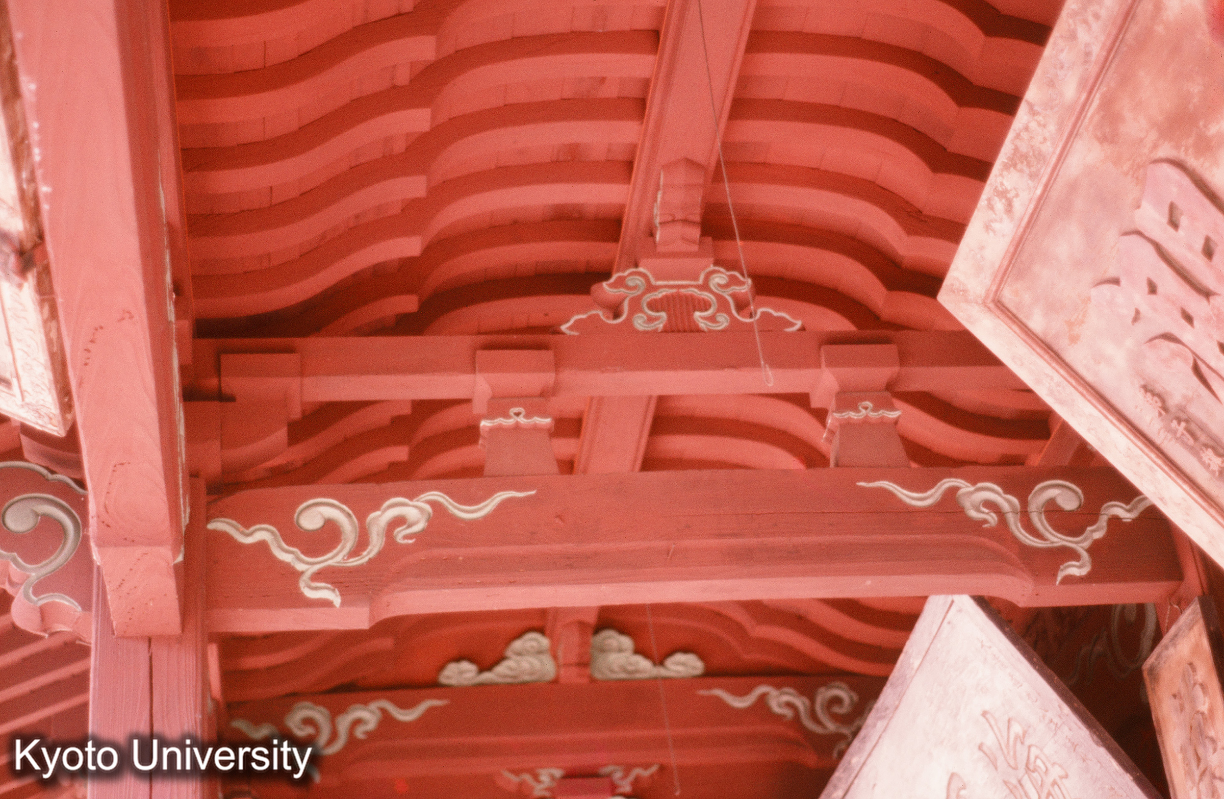 崇福寺媽姐堂 前面走廊 巻棚 (1)