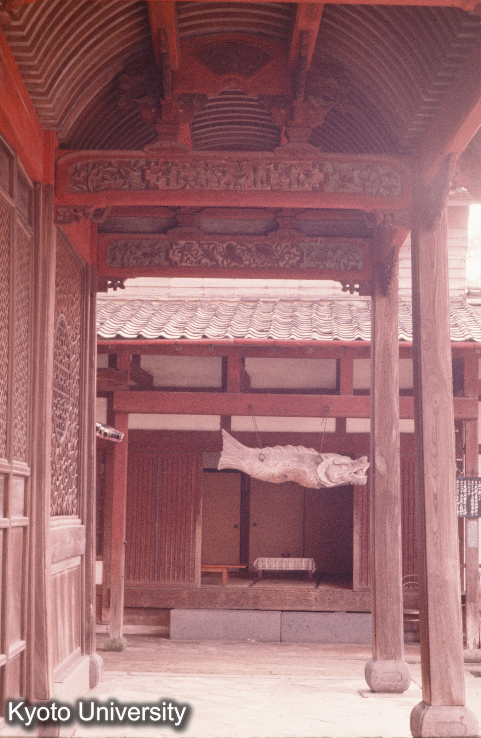 興福寺大雄宝殿 走廊 (1)