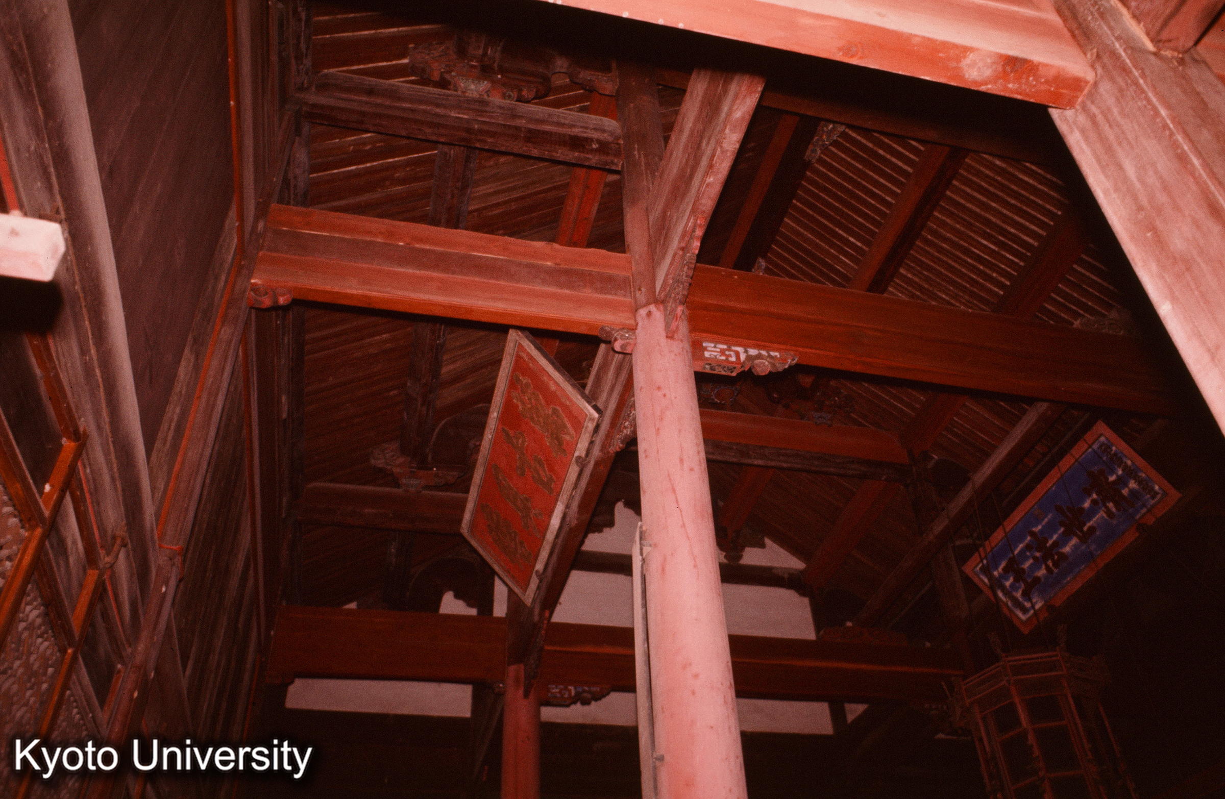 興福寺大雄宝殿 内部構架 (1)