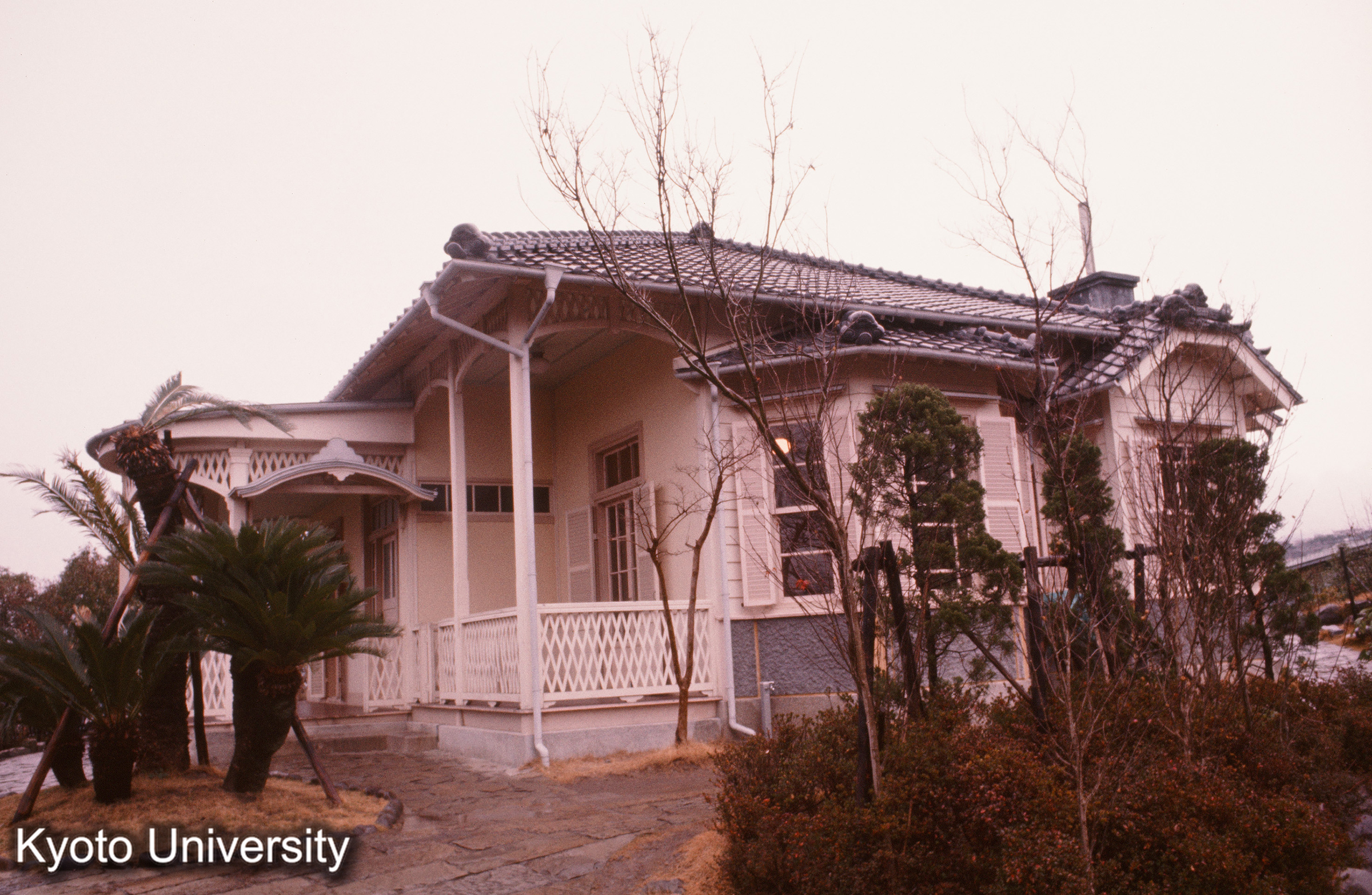 ［スライド］ (1)