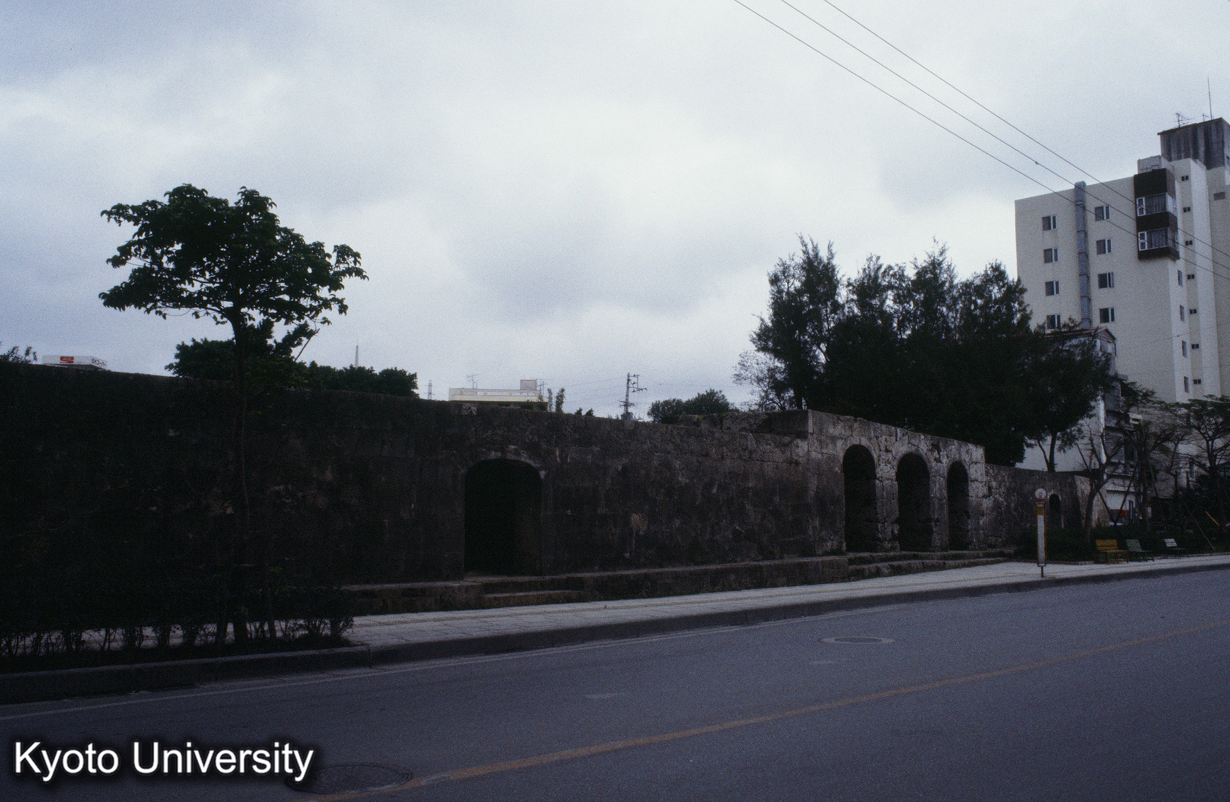 ［スライド］ (1)