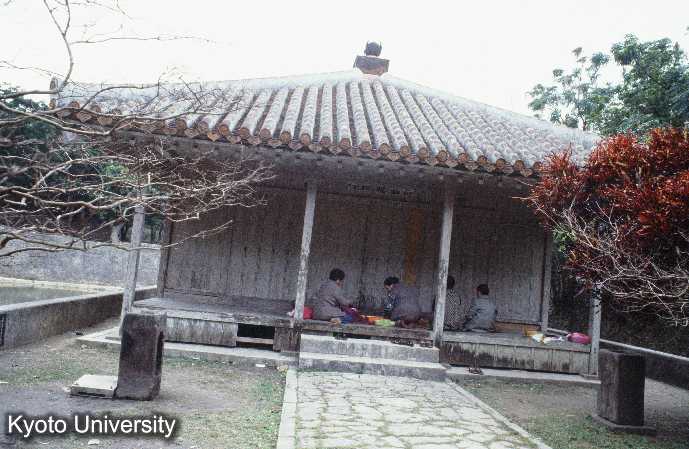 ［スライド］ (1)