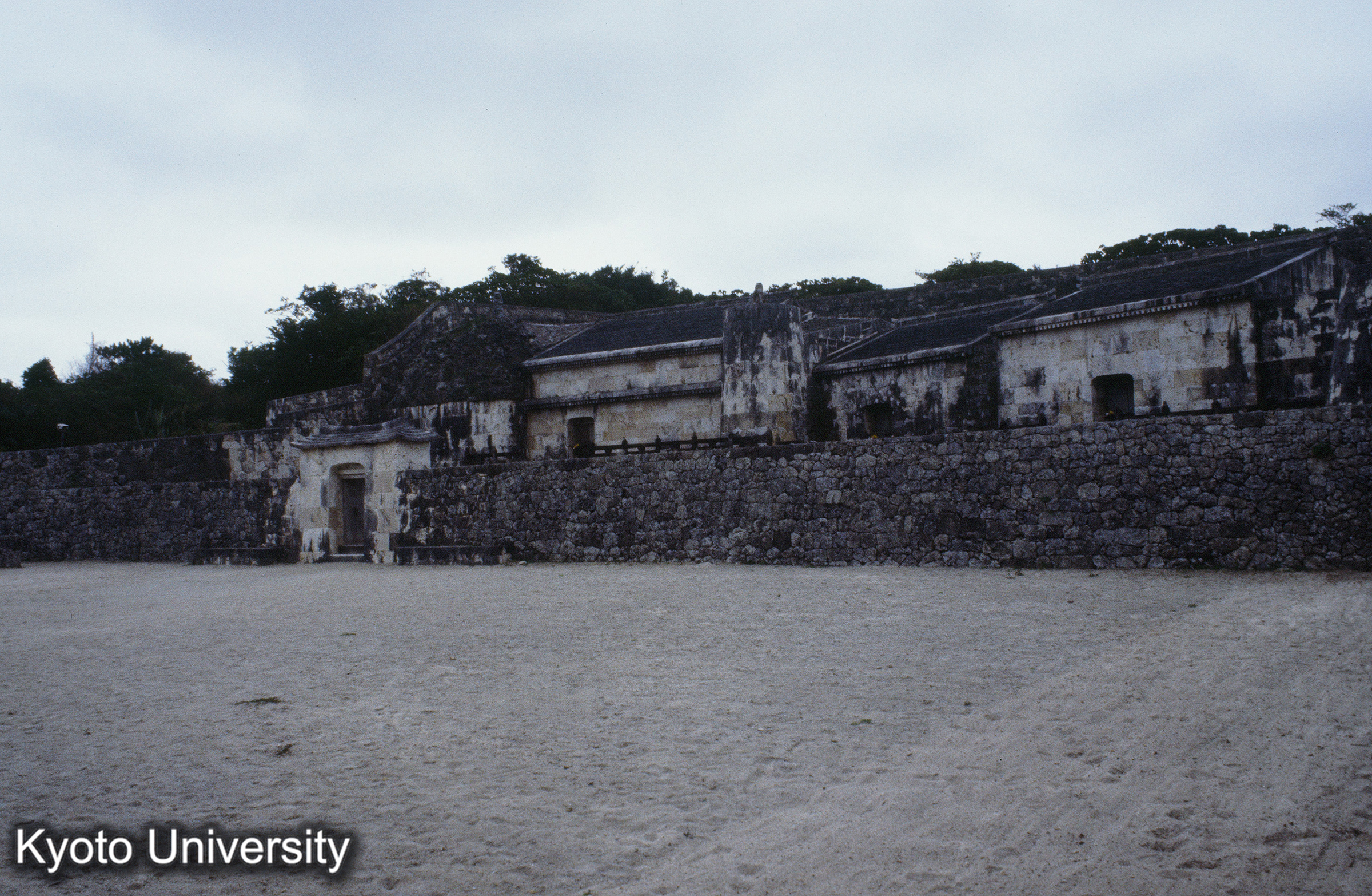 ［スライド］ (1)