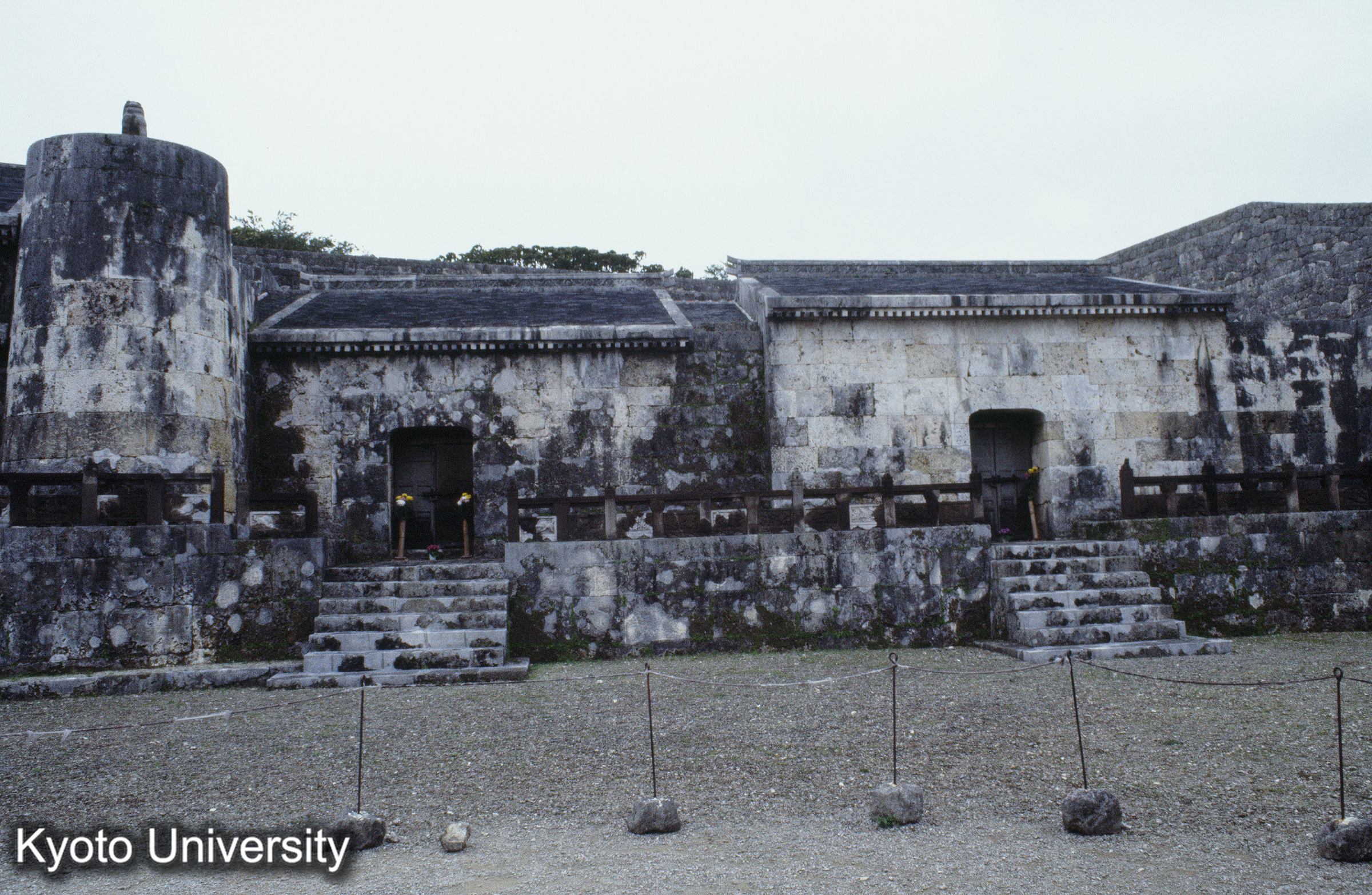 ［スライド］ (1)