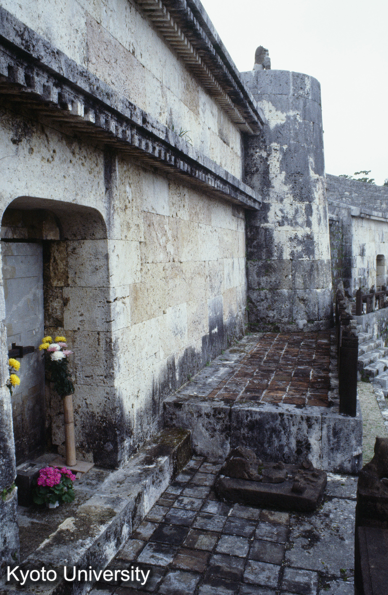 ［スライド］ (1)