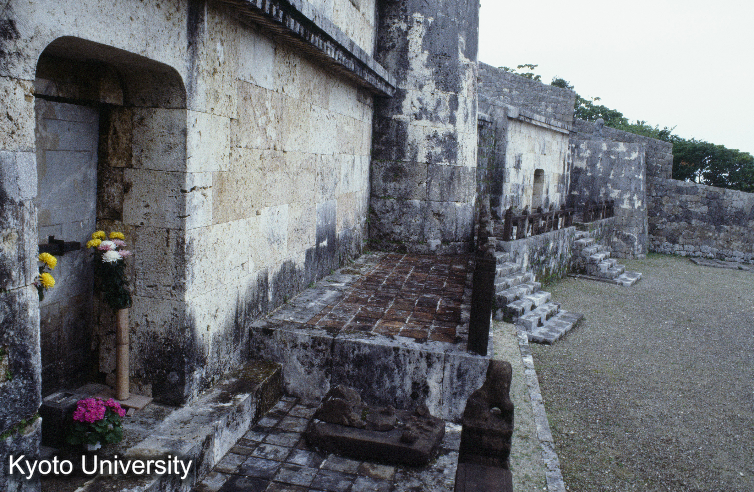 ［スライド］ (1)