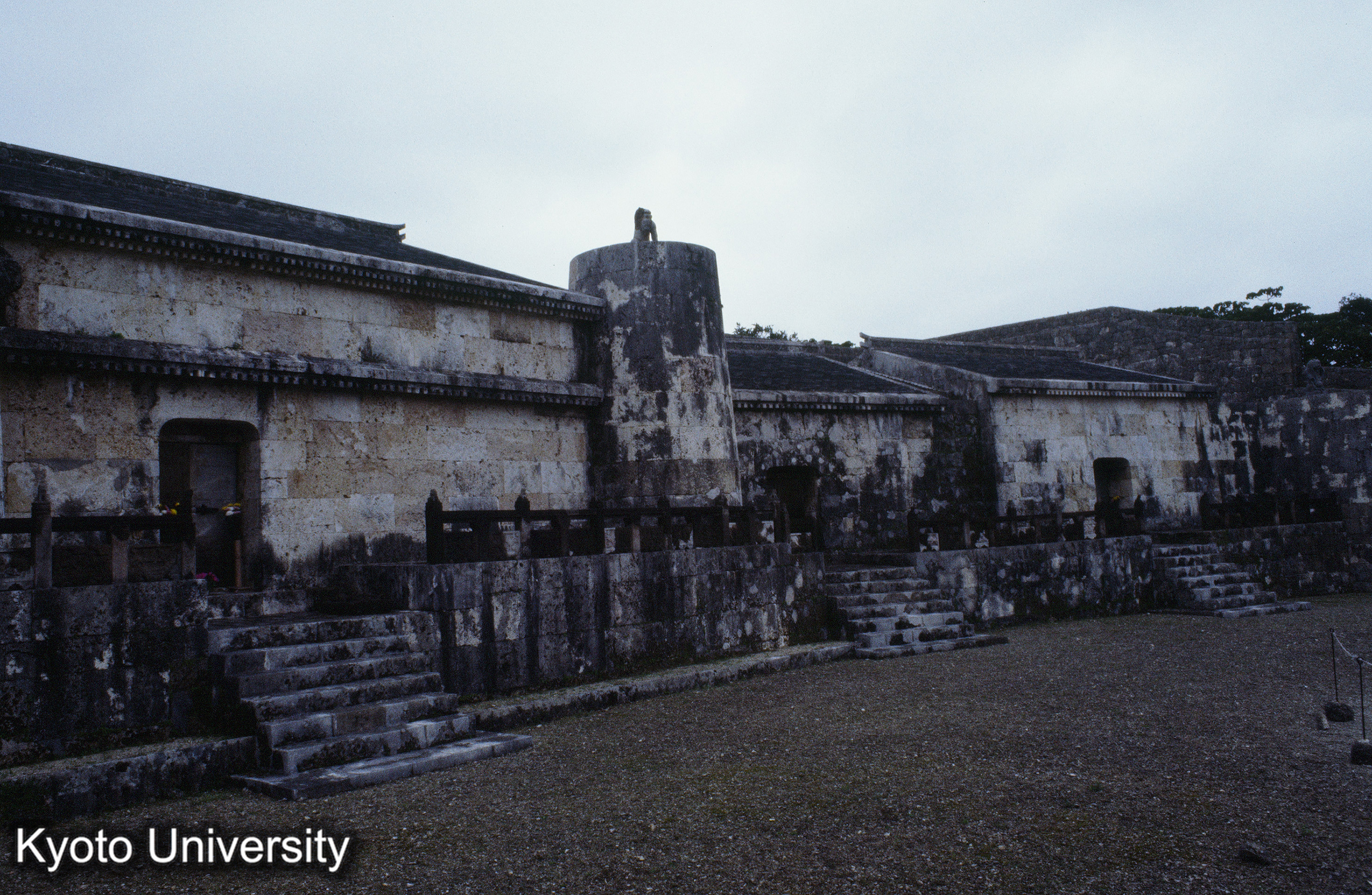 ［スライド］ (1)