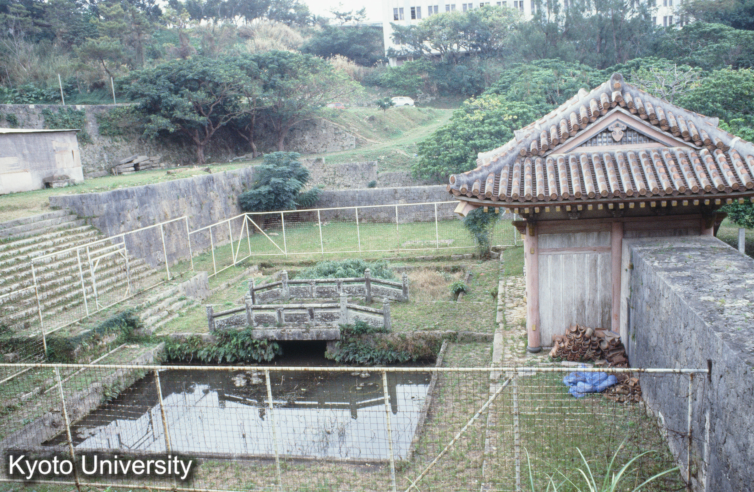 ［スライド］ (1)