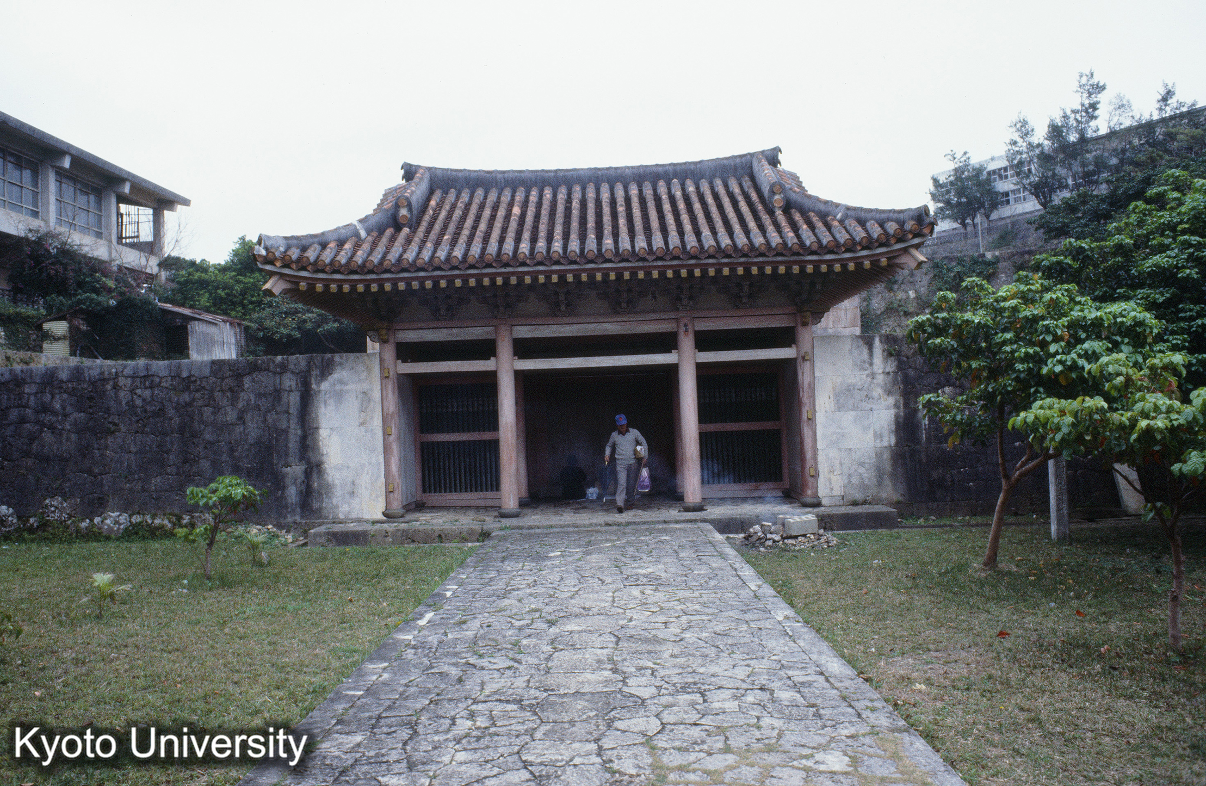 ［スライド］ (1)