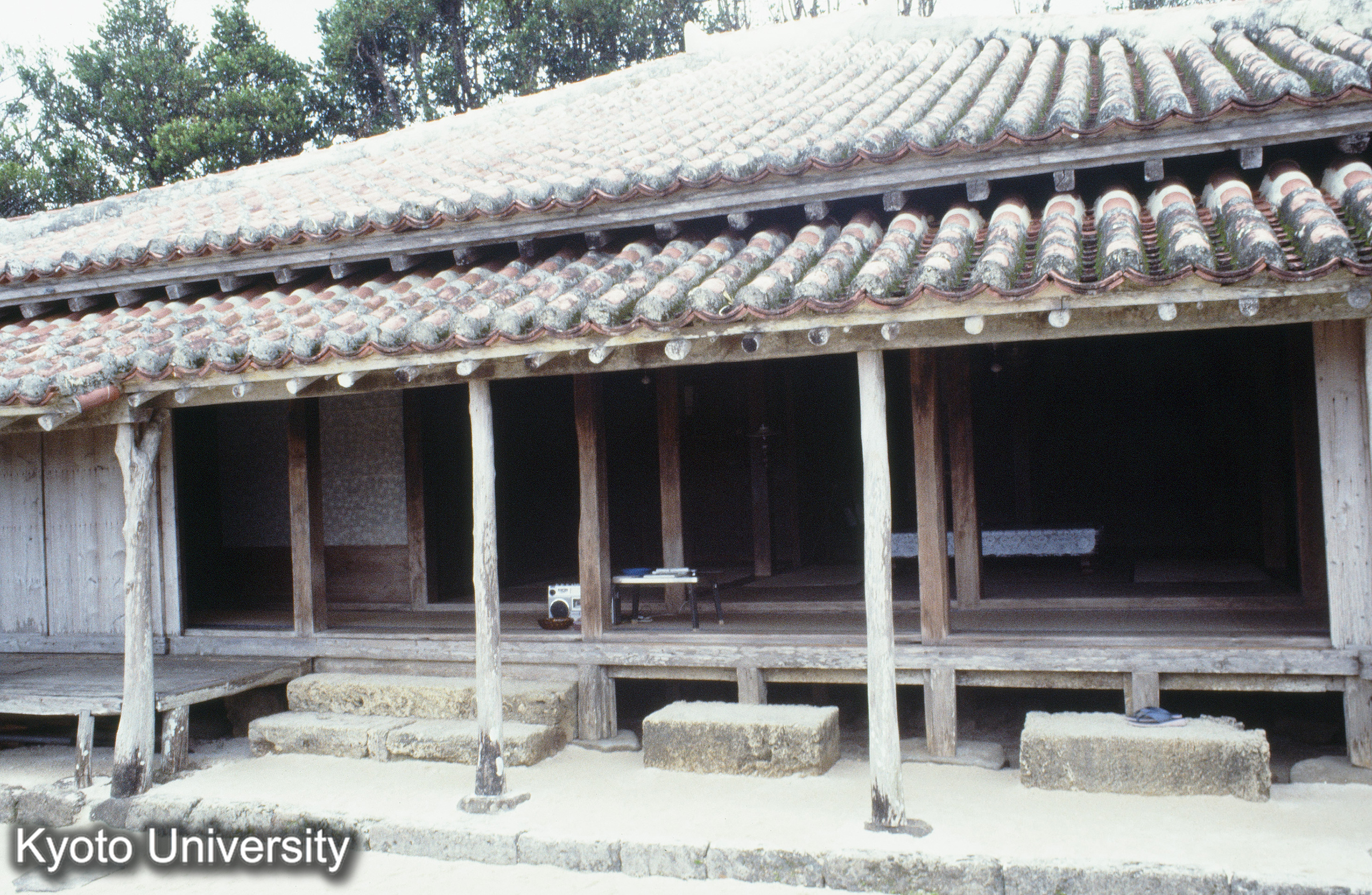 ［スライド］ (1)