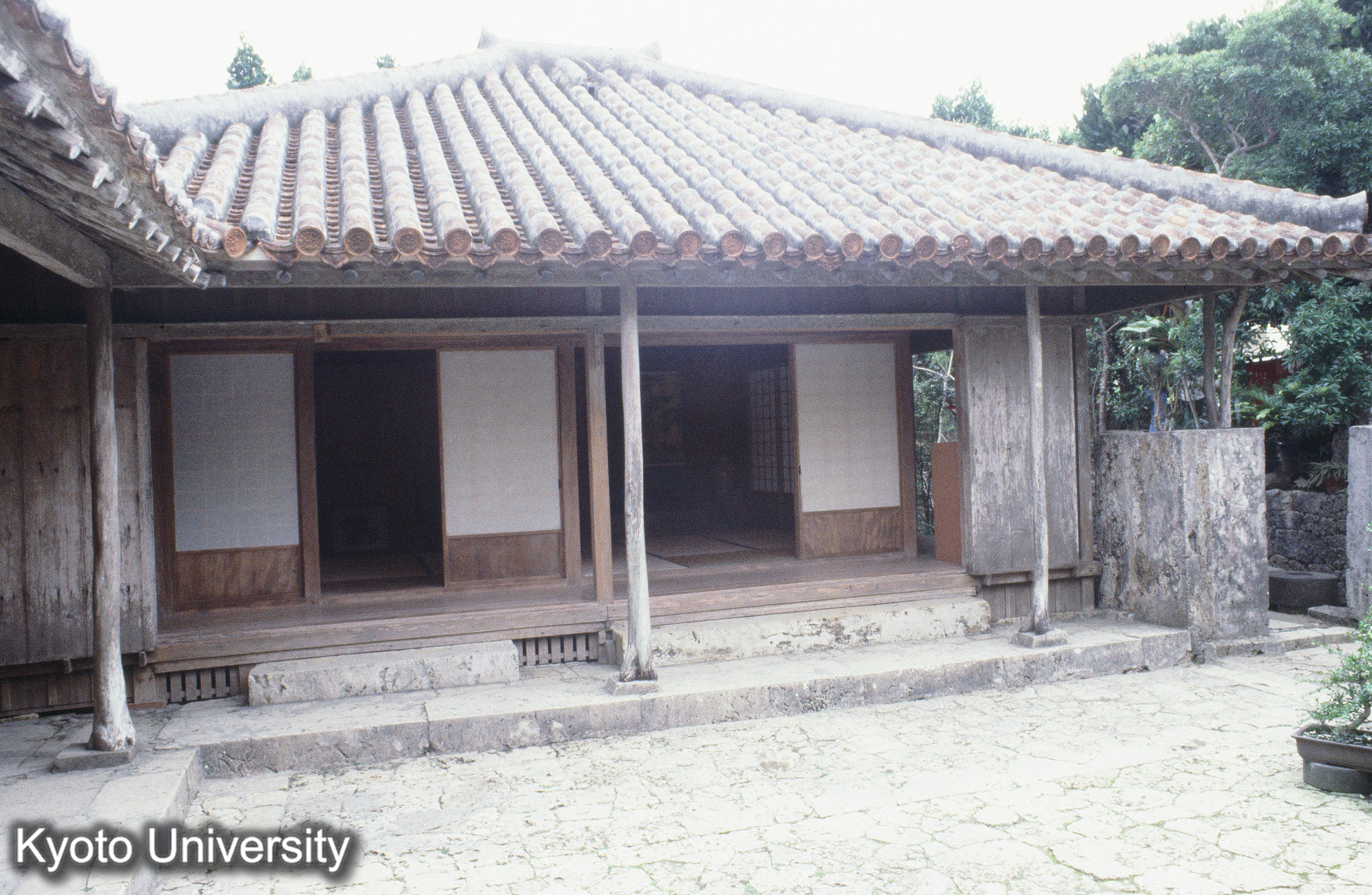 ［スライド］ (1)