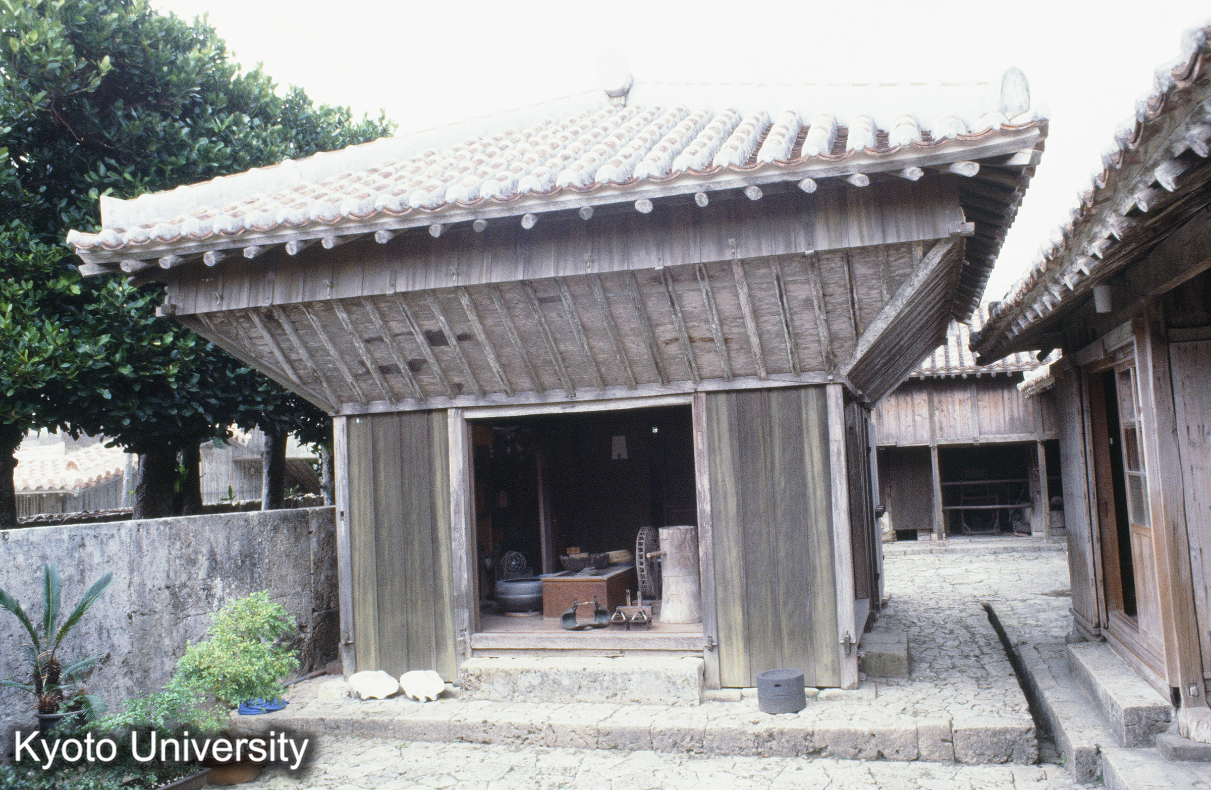 ［スライド］ (1)