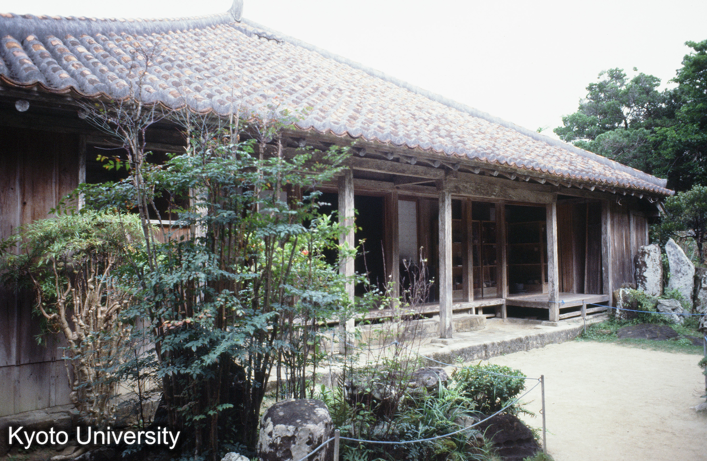 ［スライド］ (1)