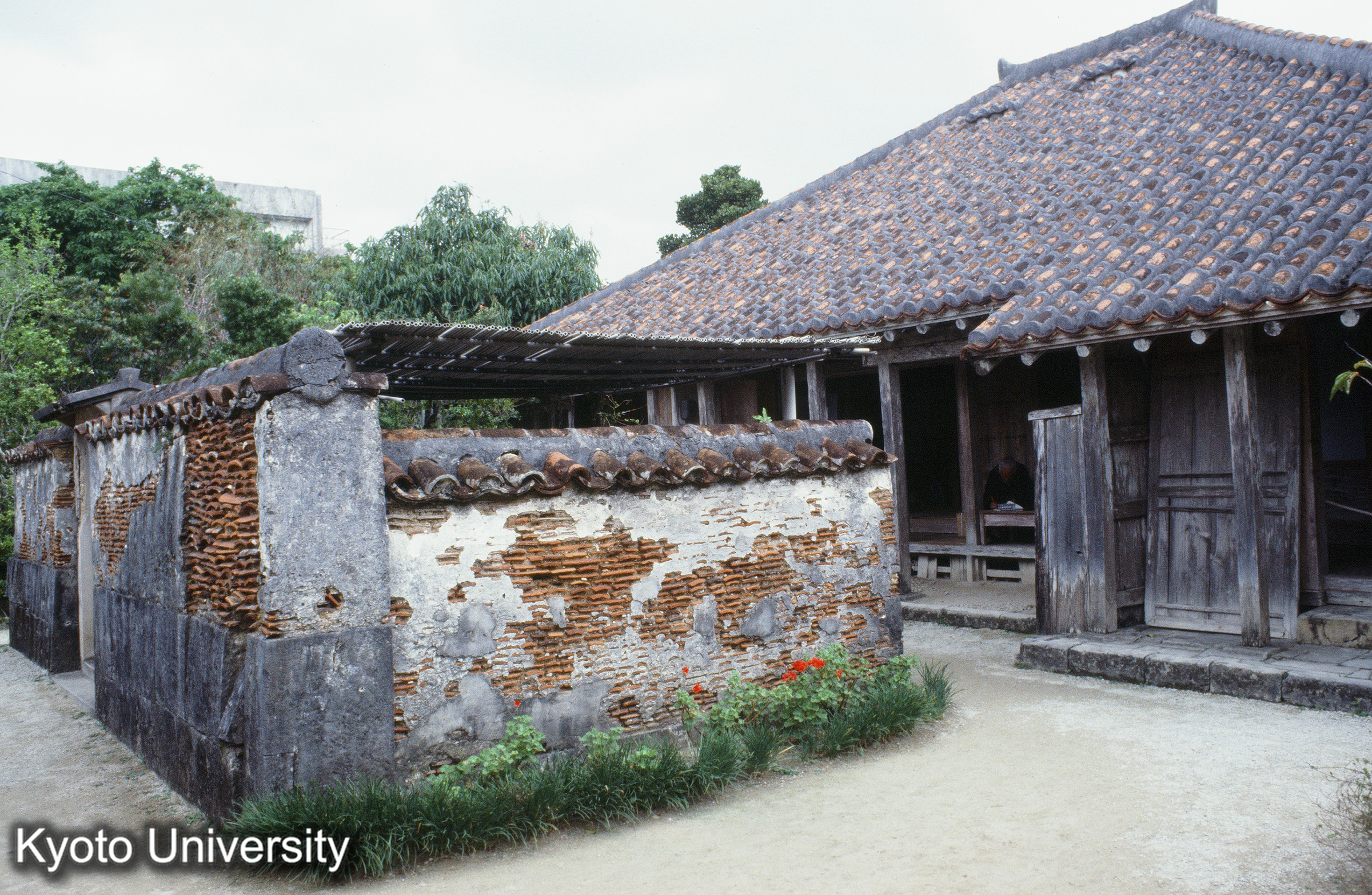 ［スライド］ (1)