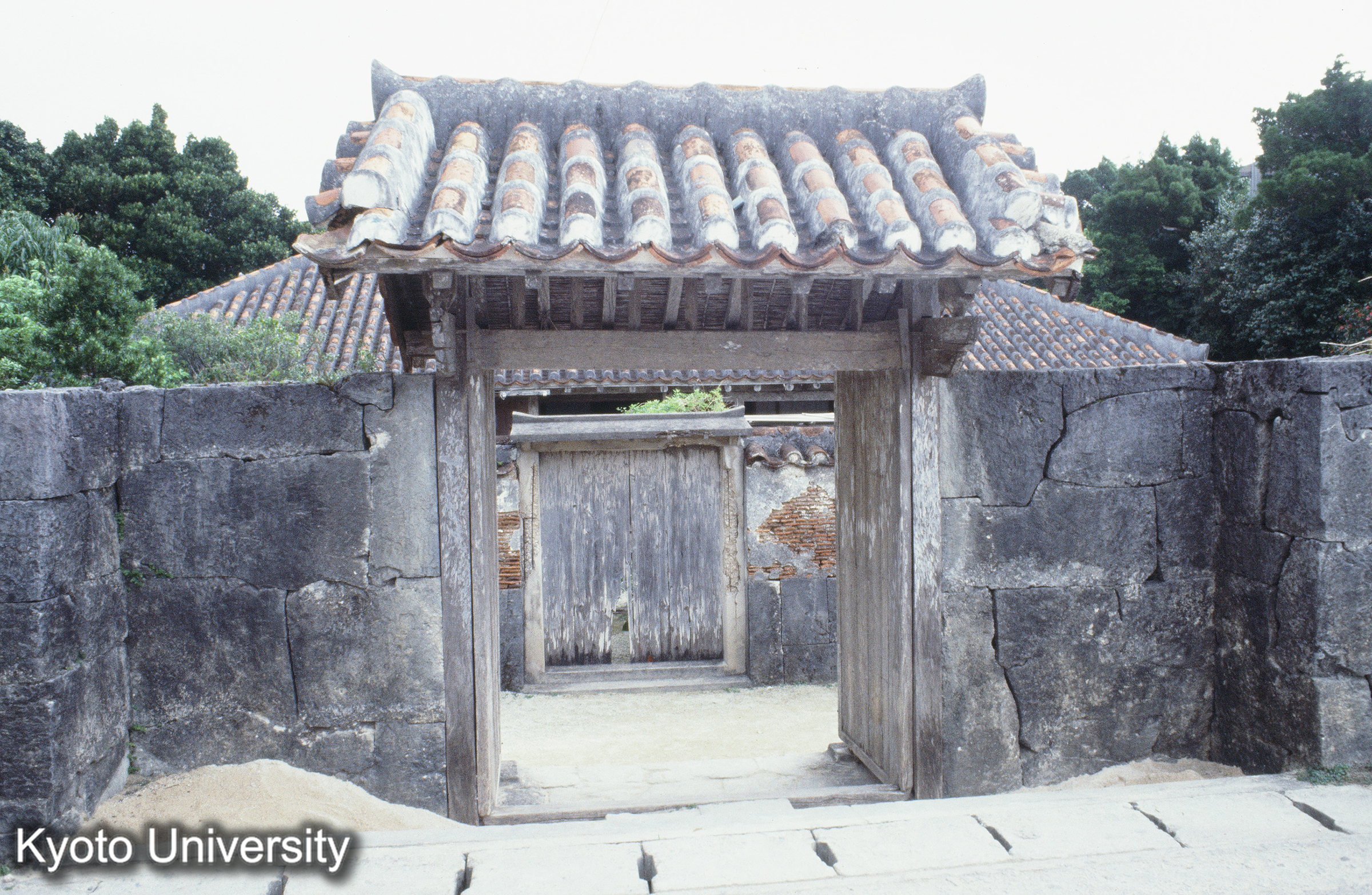 ［スライド］ (1)