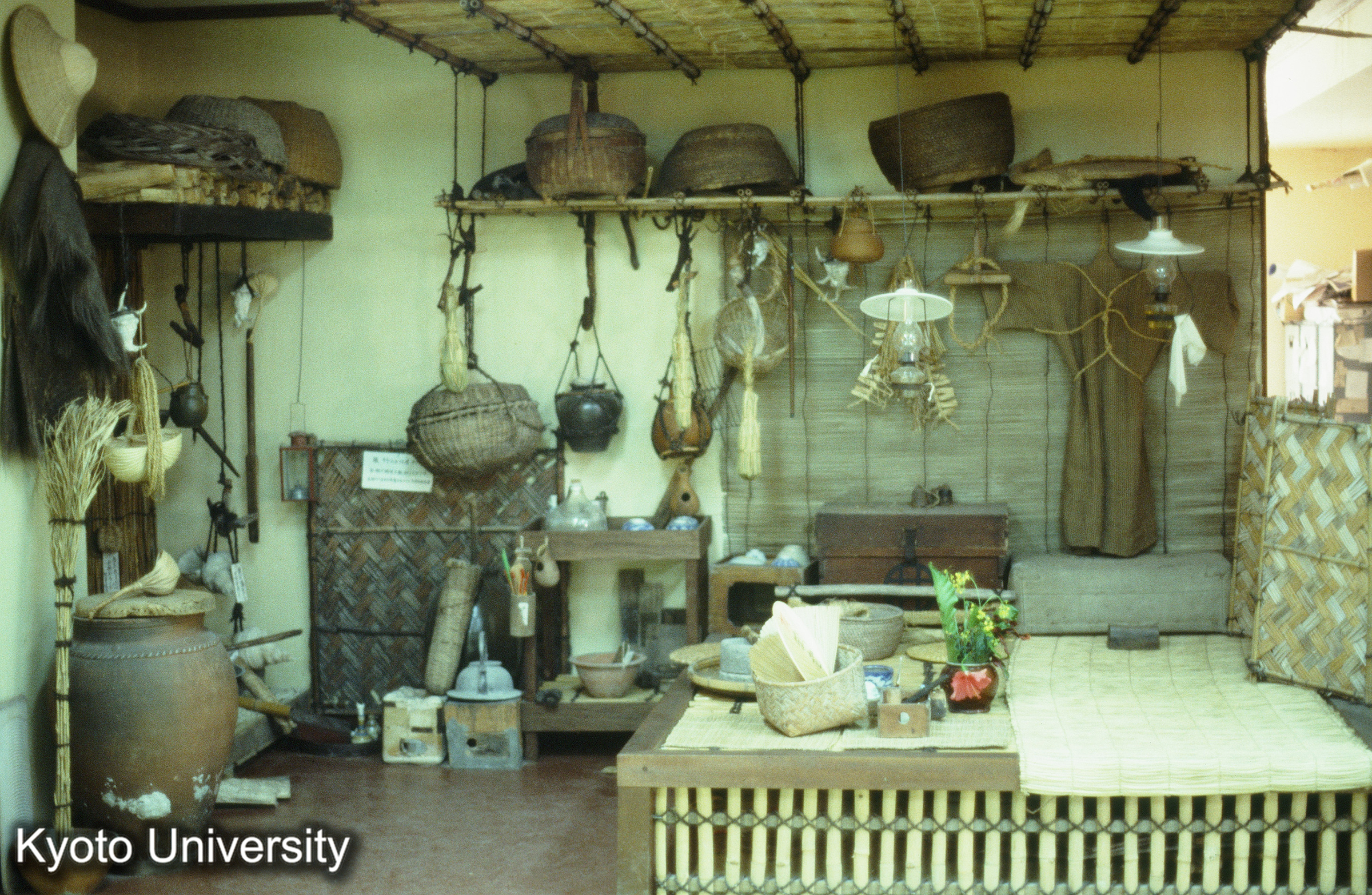 ［スライド］ (1)